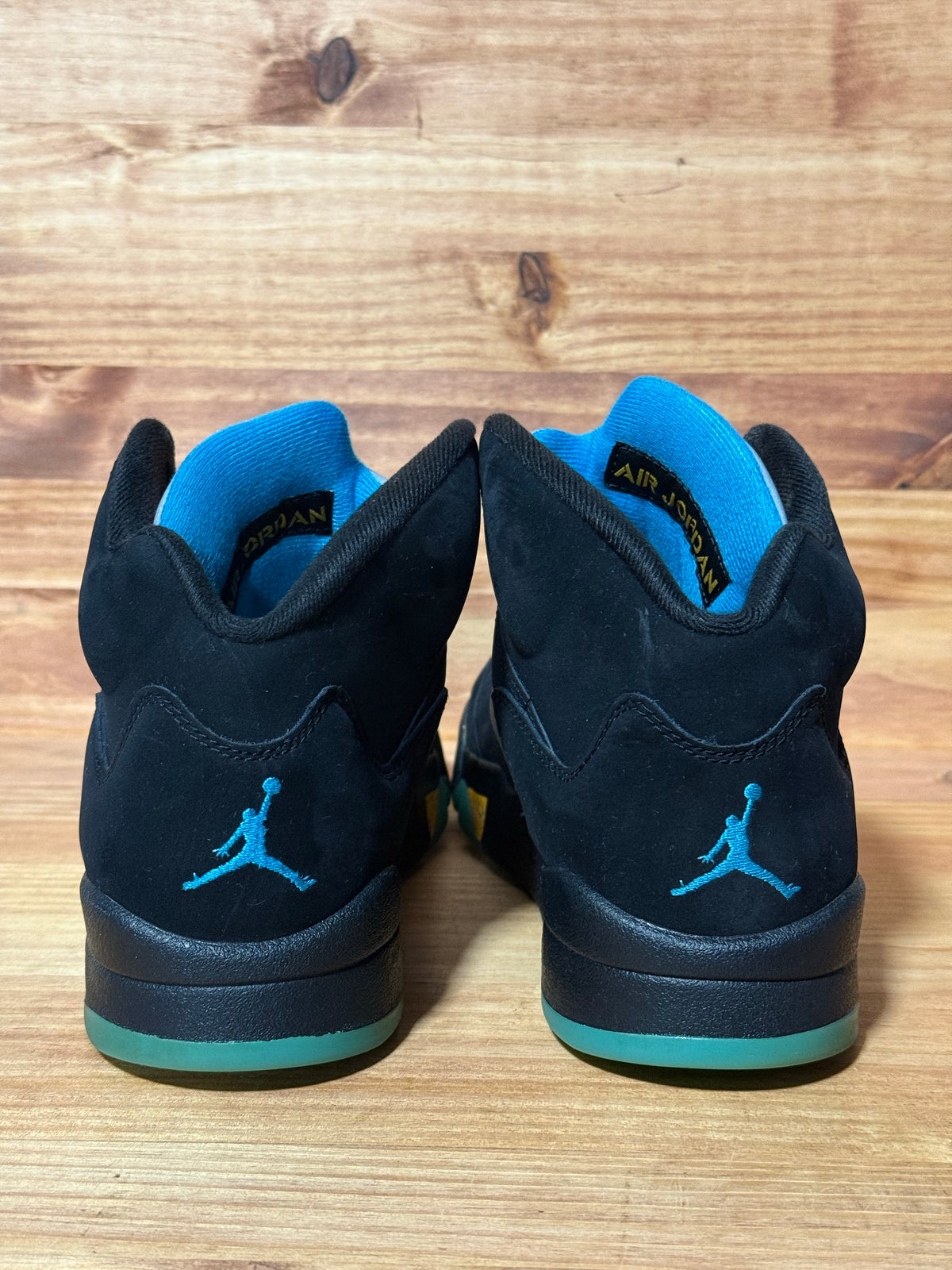 Jordan 5 Retro Aqua