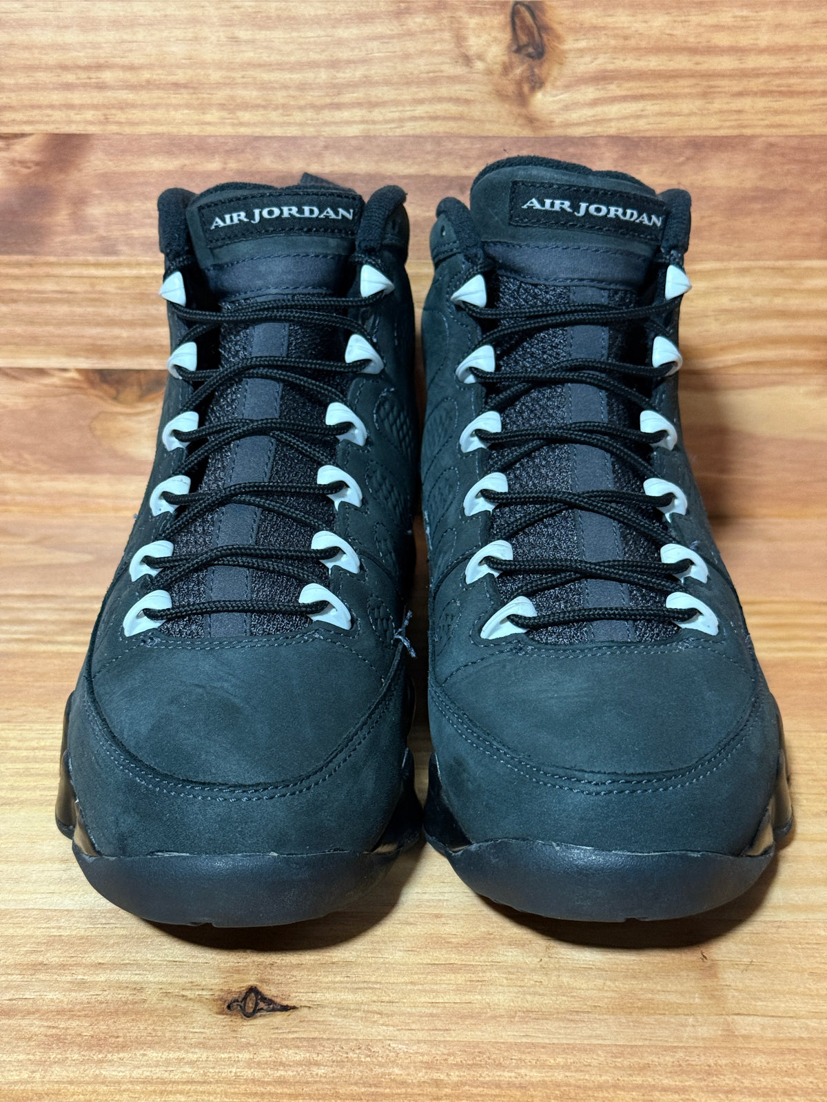 Jordan 9 Retro Anthracite