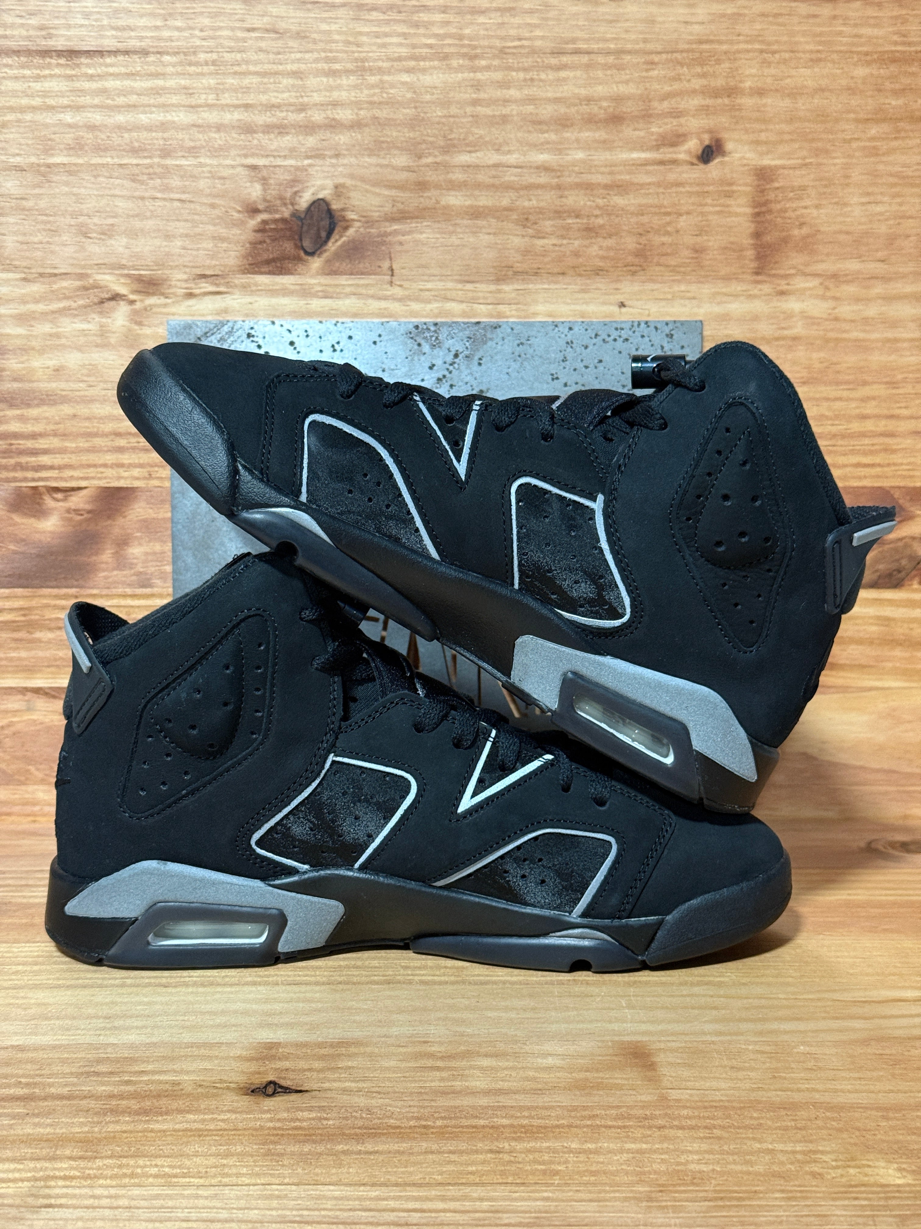 Jordan 6 Retro Cap and Gown (GS)