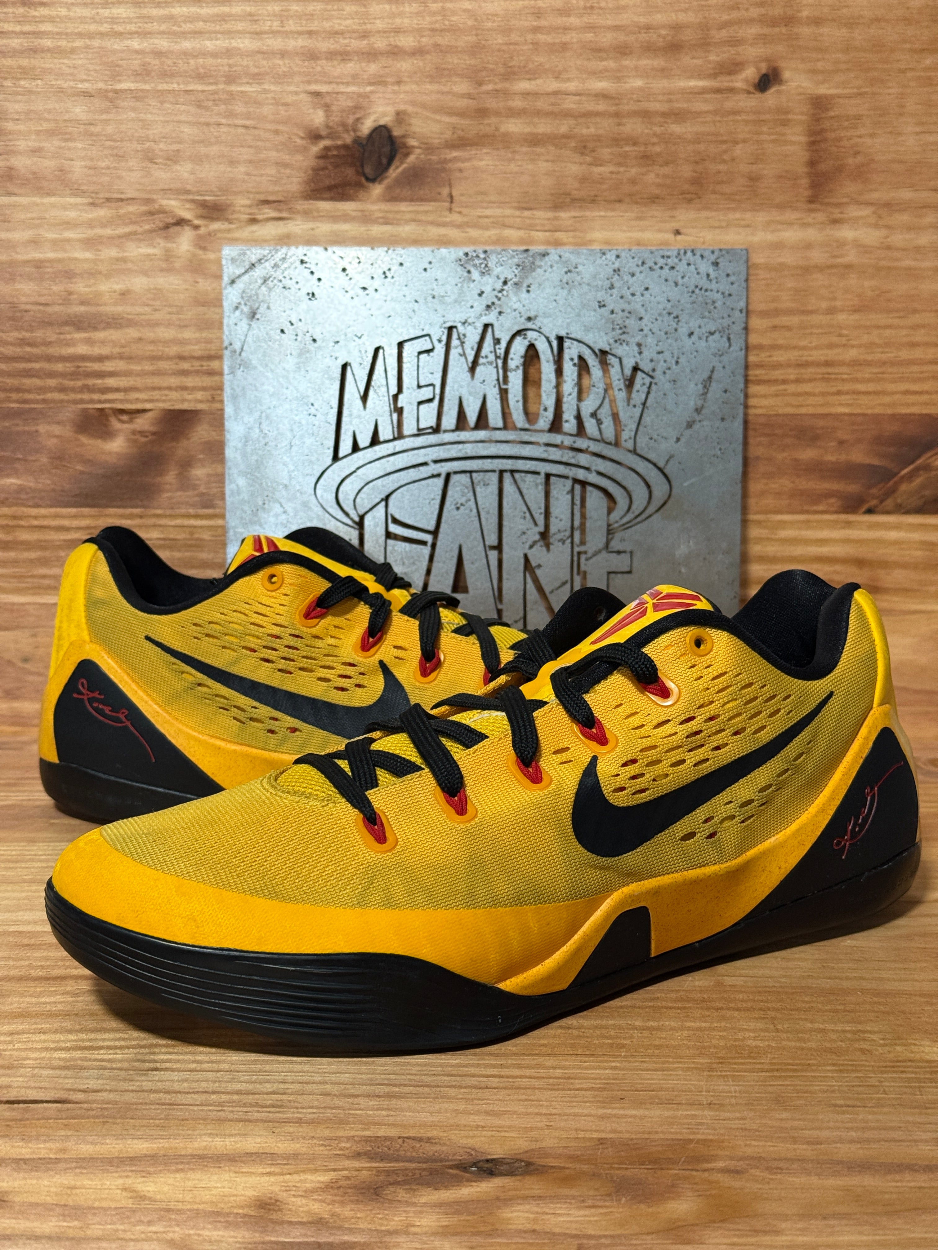 Nike Kobe 9 EM Low Bruce Lee