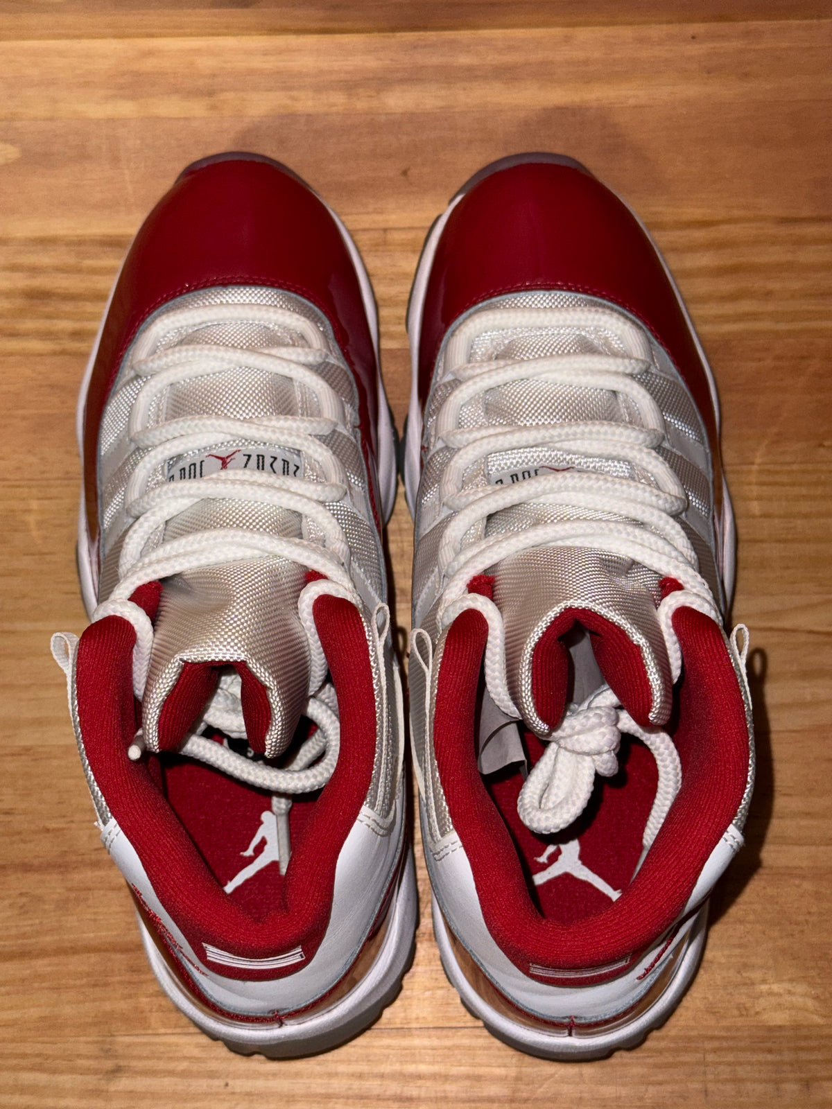Jordan 11 Retro Cherry (2022)