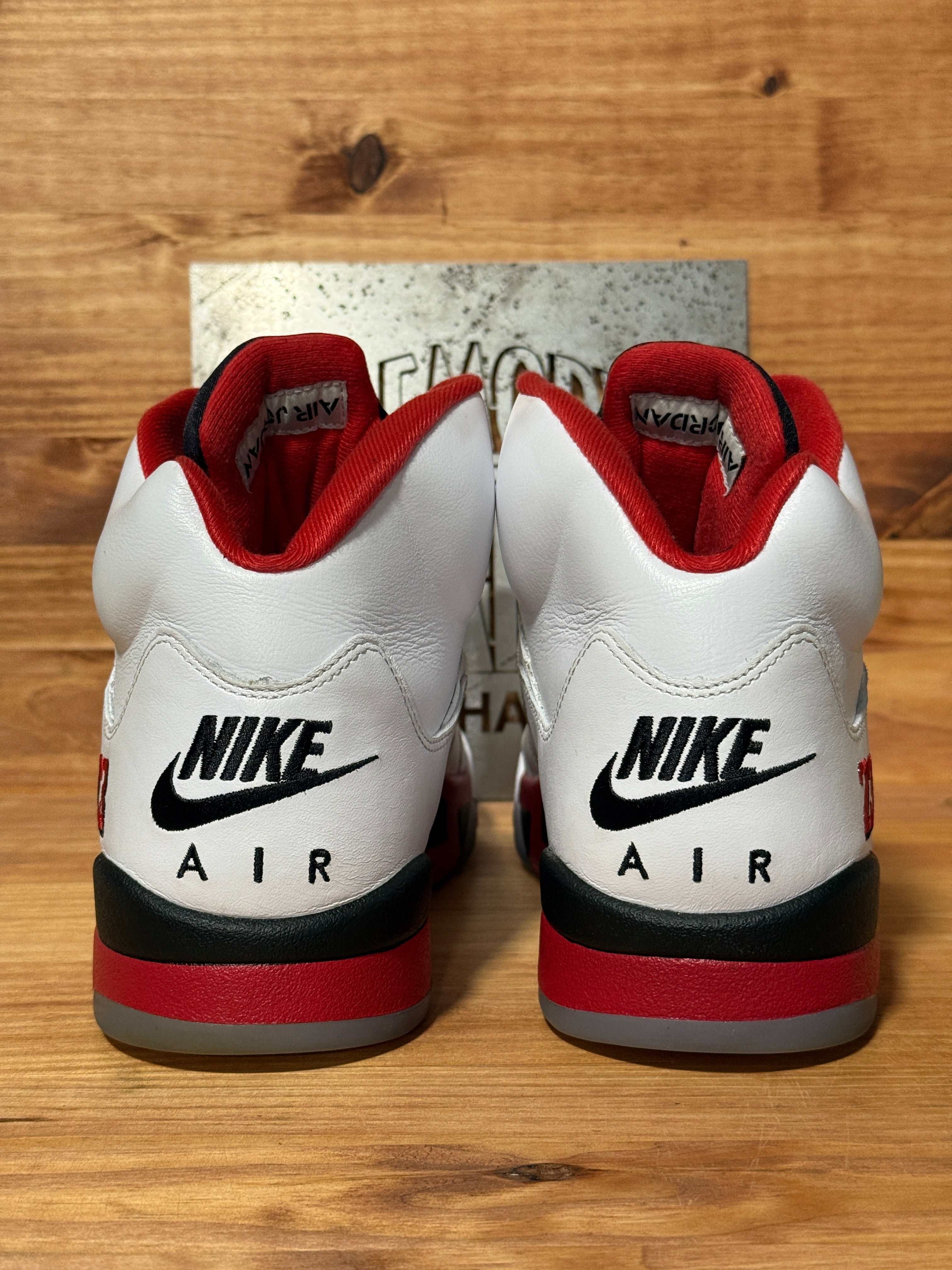 Jordan 5 Retro Fire Red Black Tongue (2025)