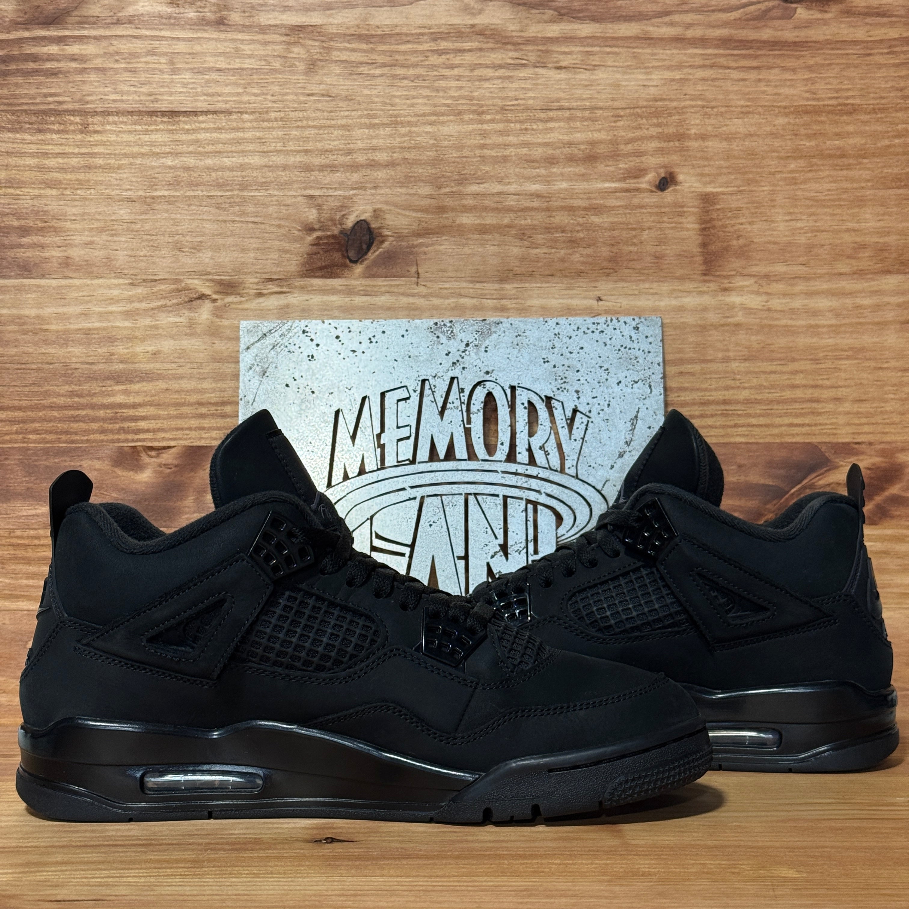 Jordan 4 Retro Black Cat (2025)