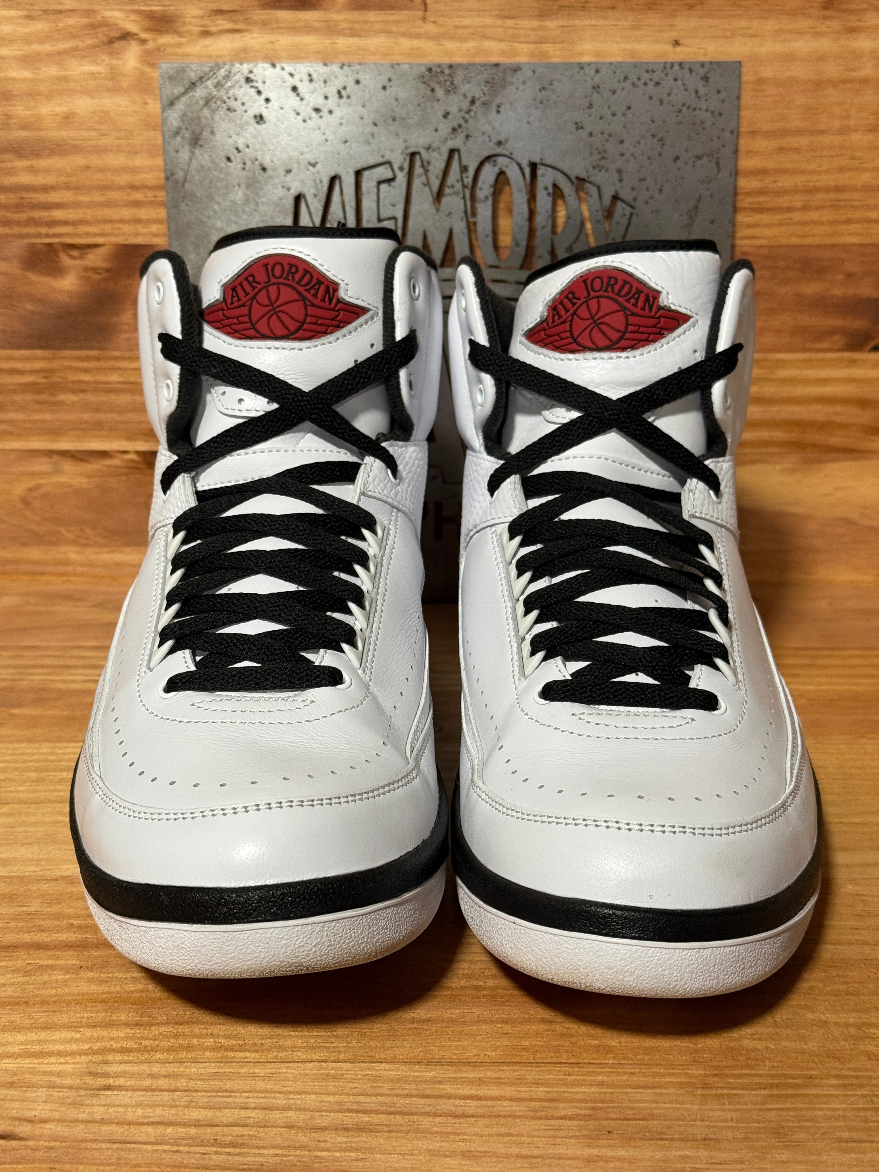 Jordan 2 Retro OG Chicago (2022)