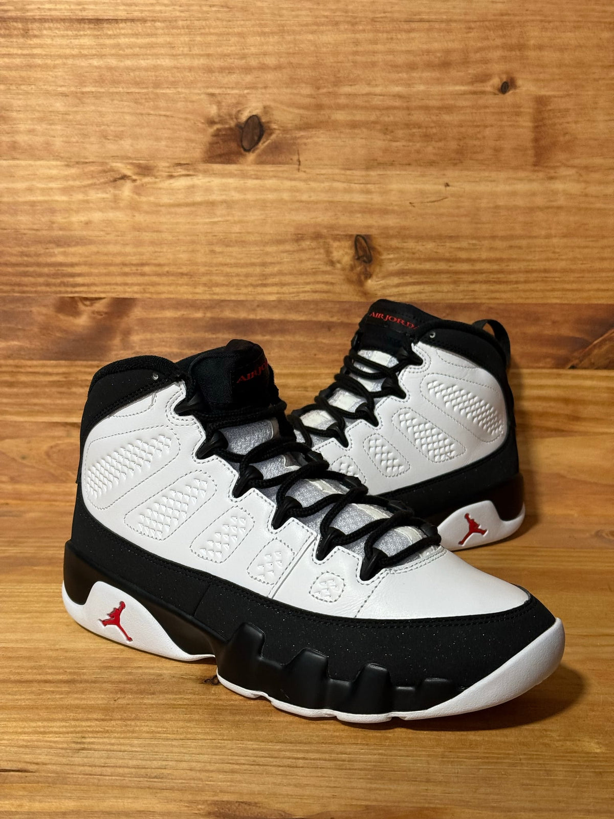 Jordan 9 Retro OG Space Jam (2026) - Size 8