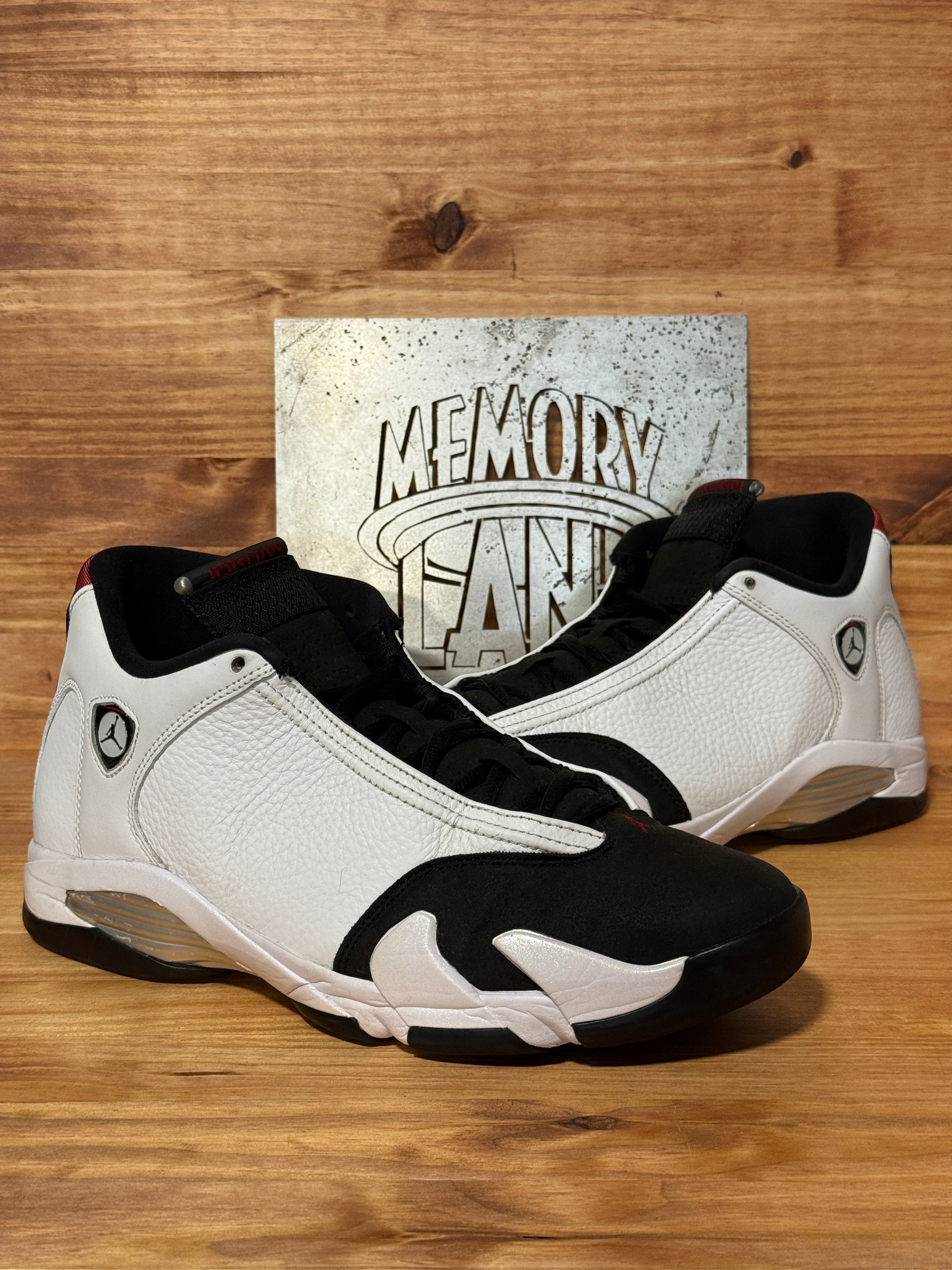 Jordan 14 Retro Black Toe (2024)