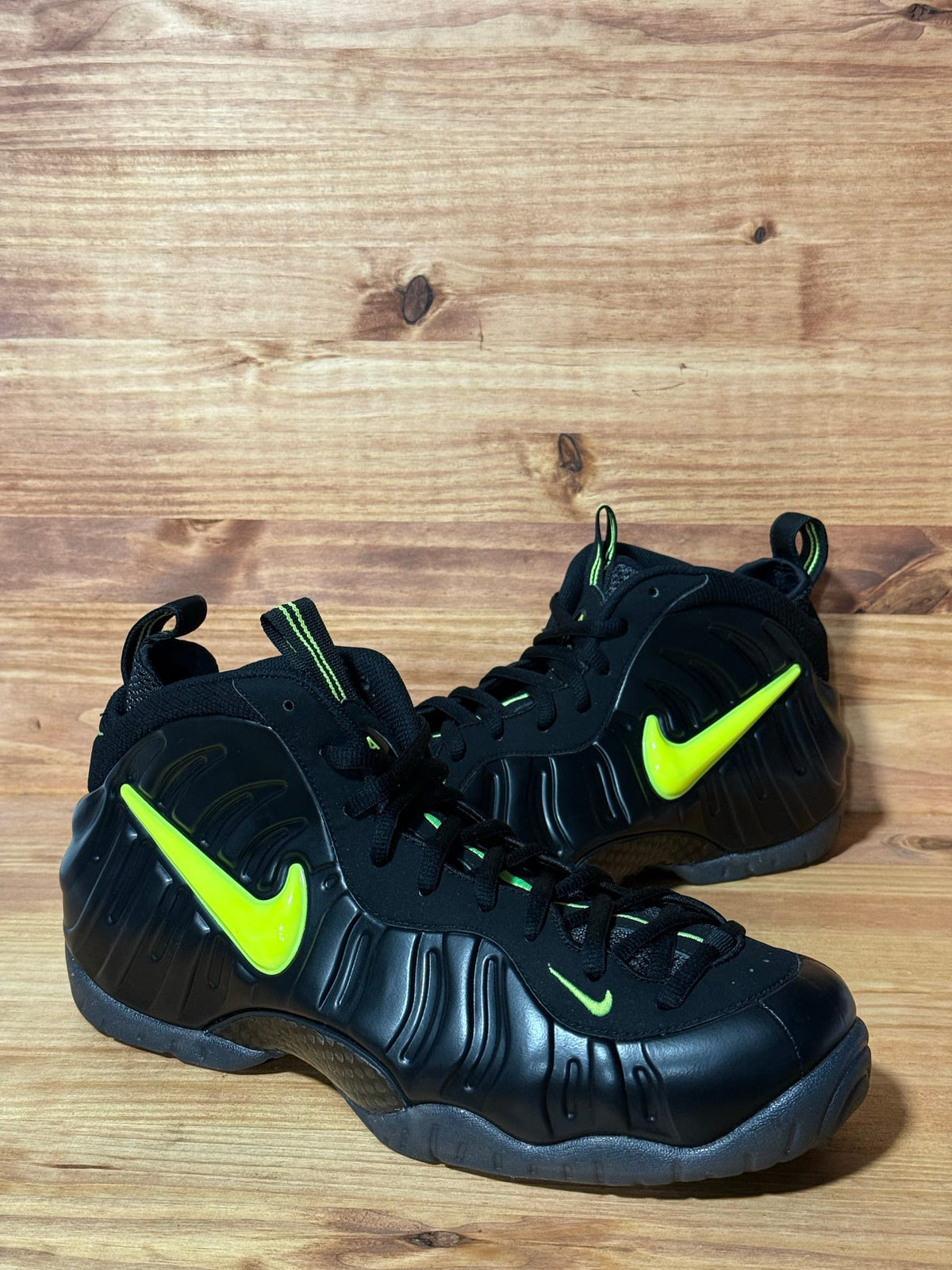 Nike Air Foamposite Pro Voltage (2026) - Size 13