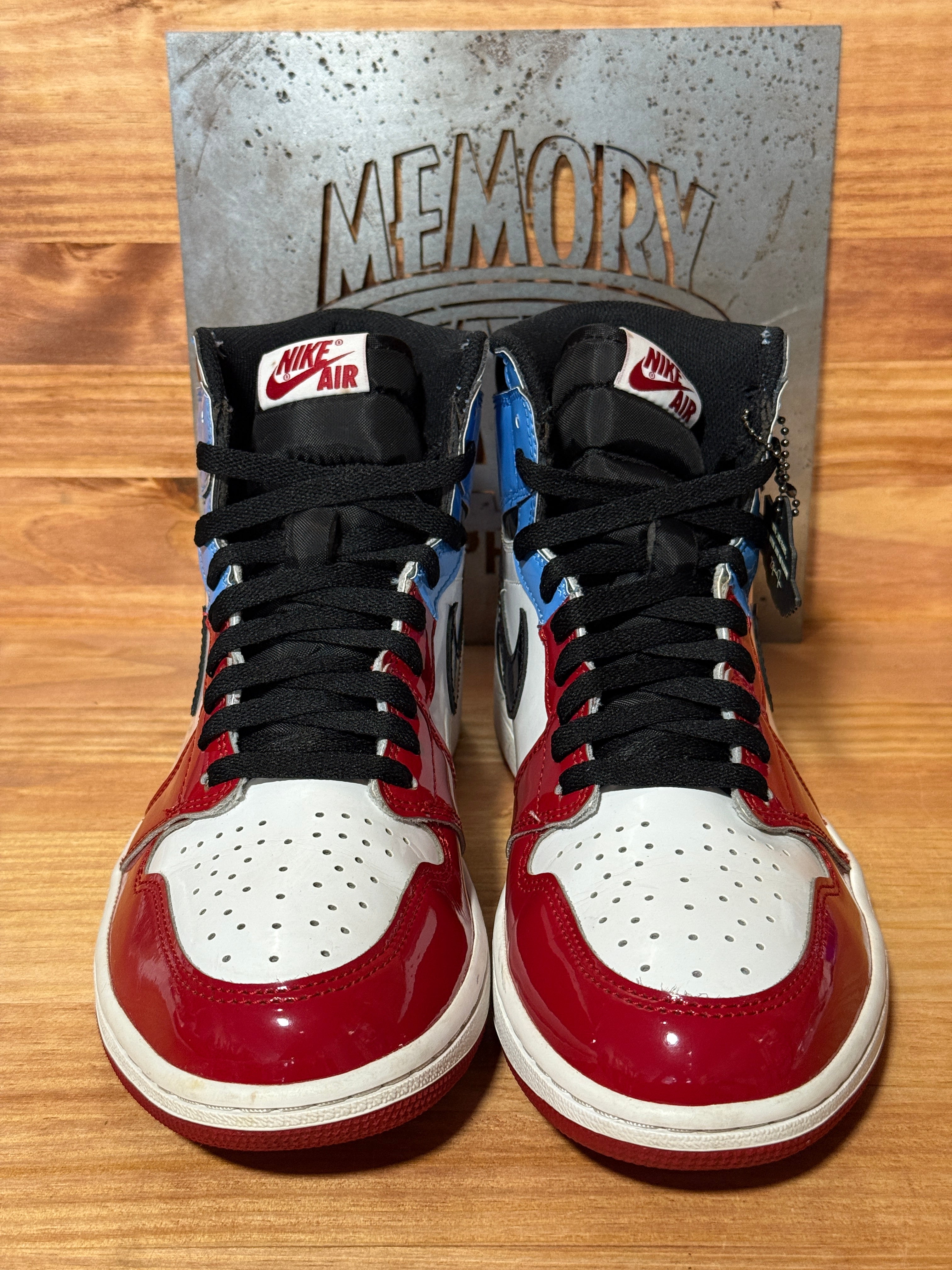 Jordan 1 Retro High Fearless UNC Chicago
