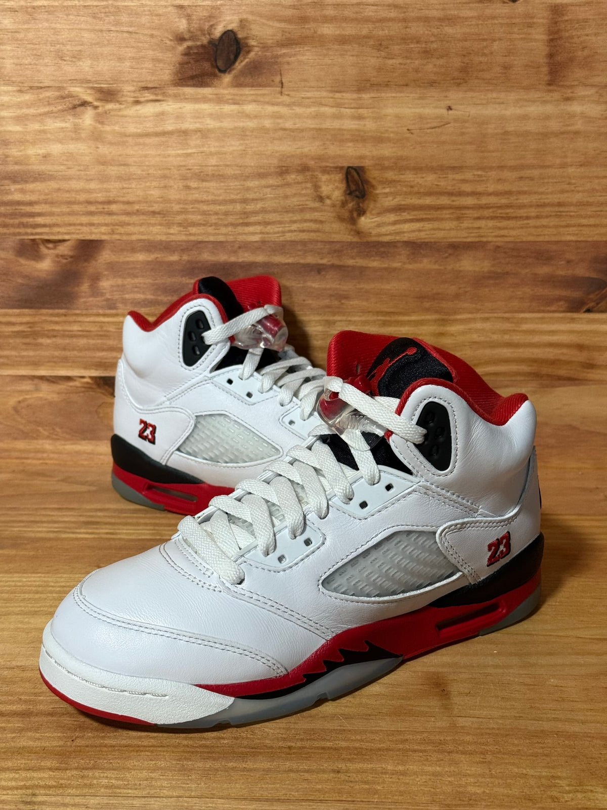 Jordan 5 Retro Fire Red Black Tongue (2025) (GS) - Size 5.5Y