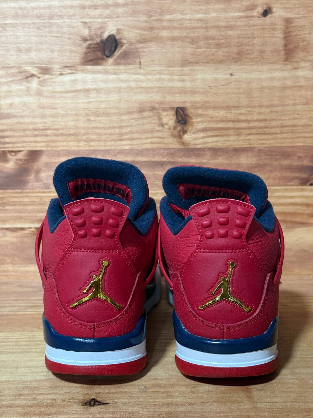 Jordan 4 Retro FIBA (2019) - Size 9