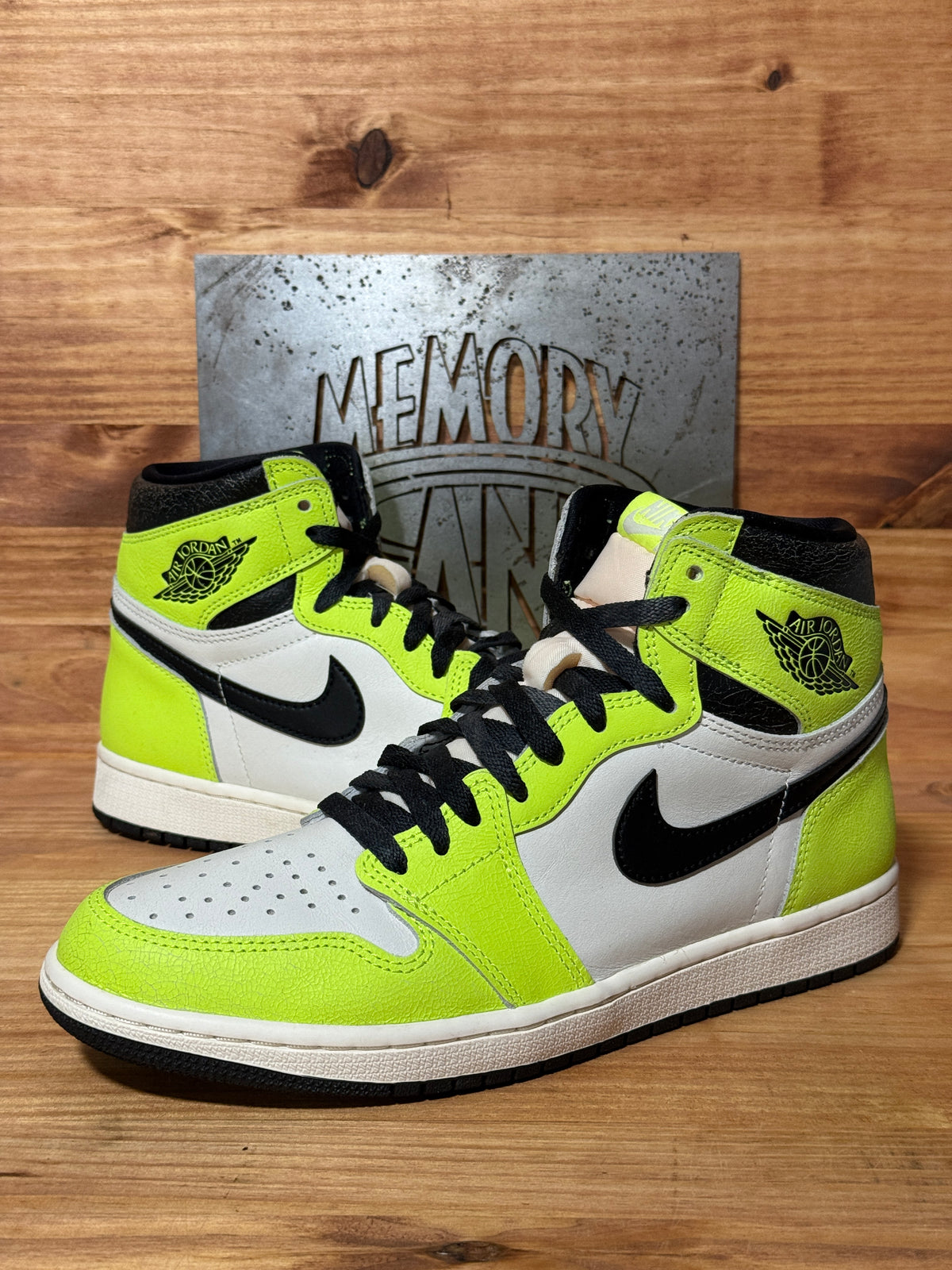 Jordan 1 Retro High OG Visionaire