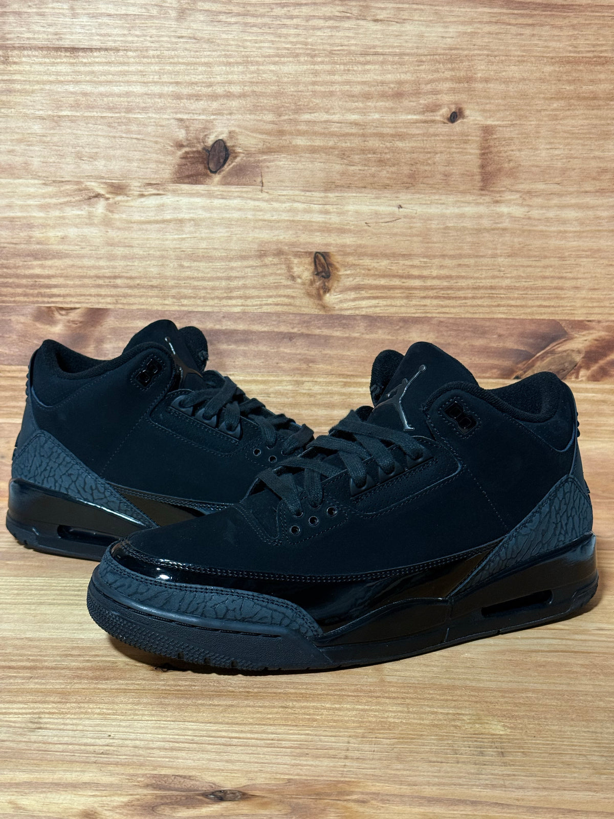 Jordan 3 Retro Black Cat (2025)