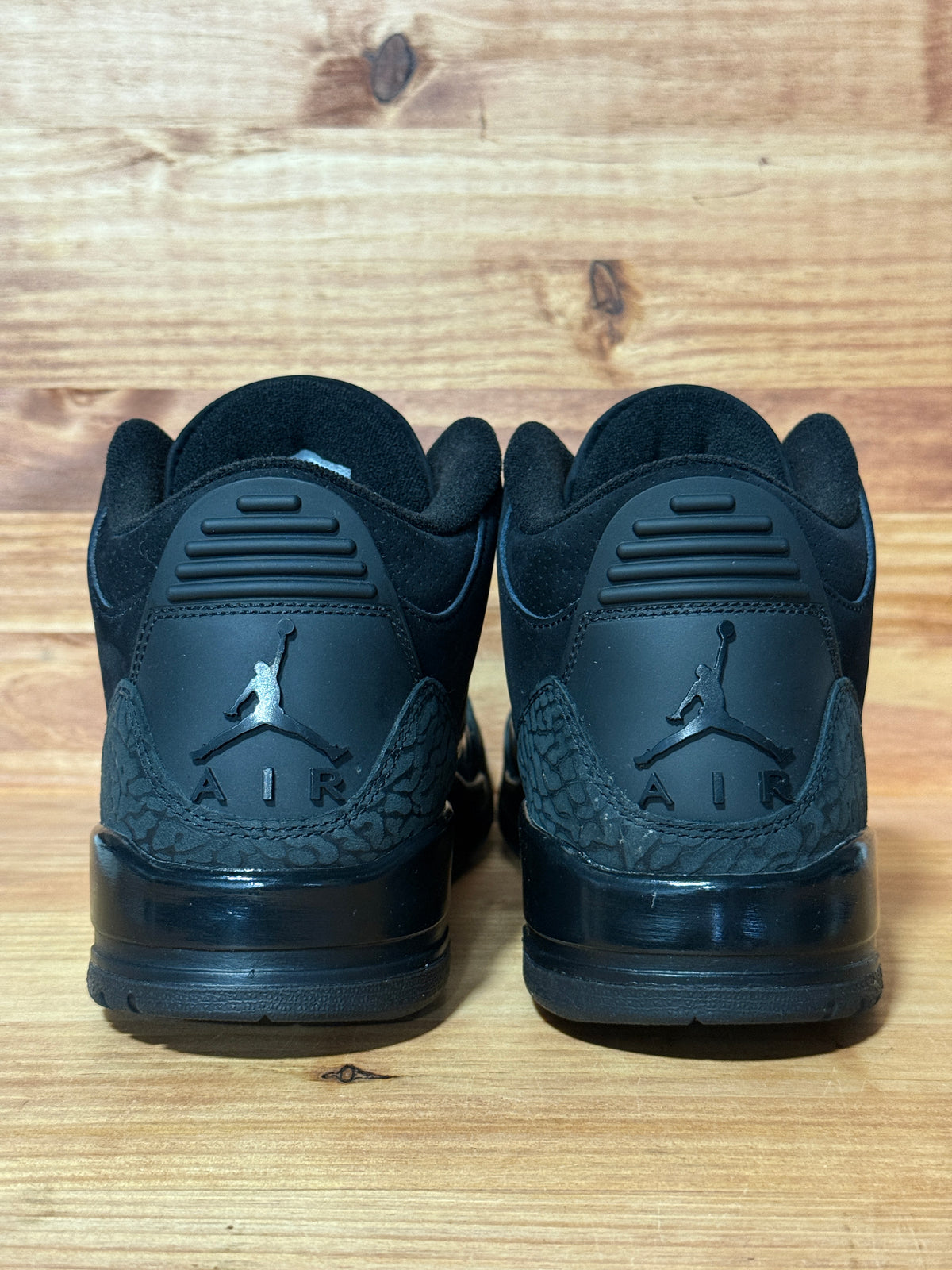 Jordan 3 Retro Black Cat (2025)
