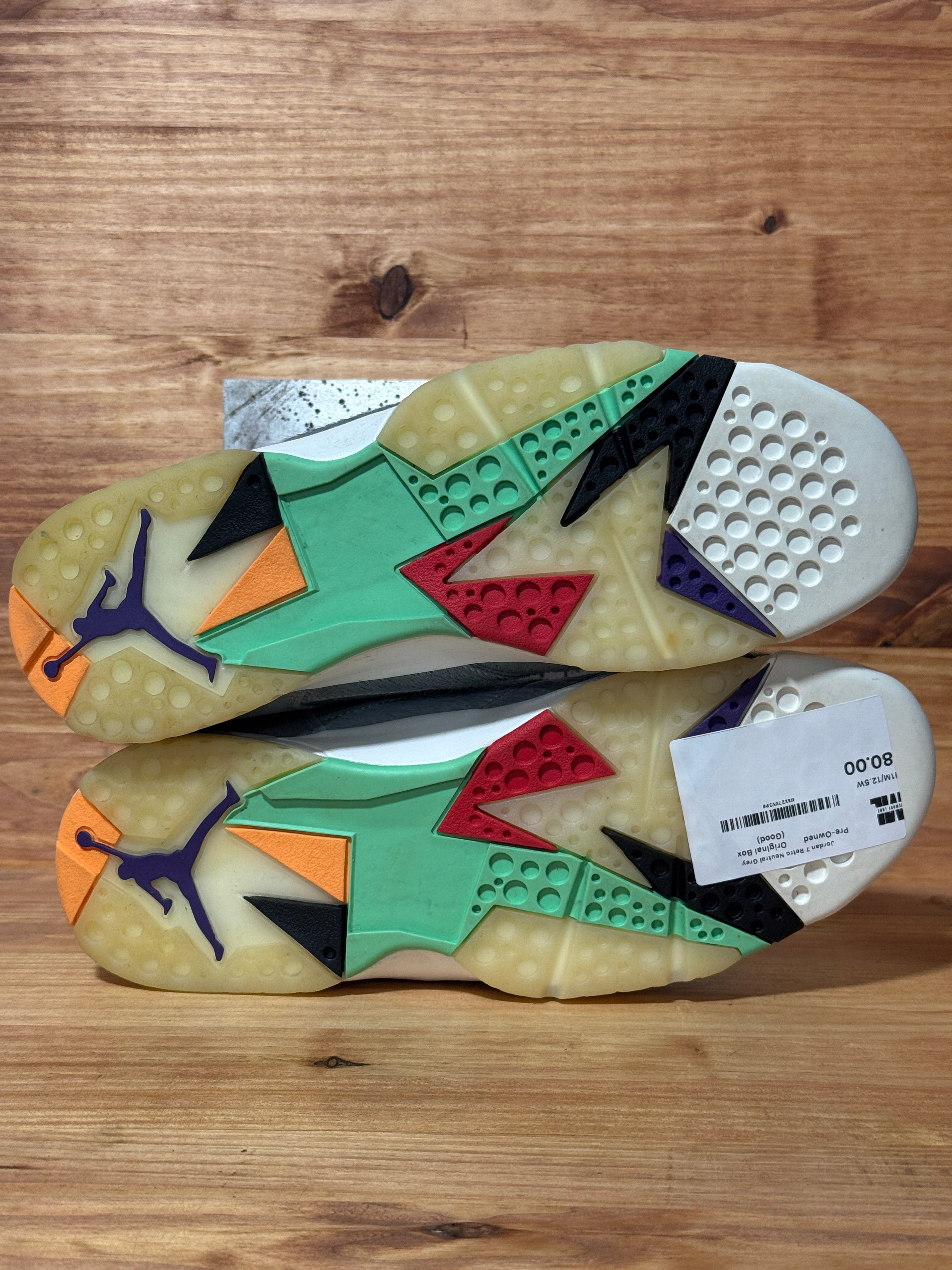 Jordan 7 Retro Neutral Grey