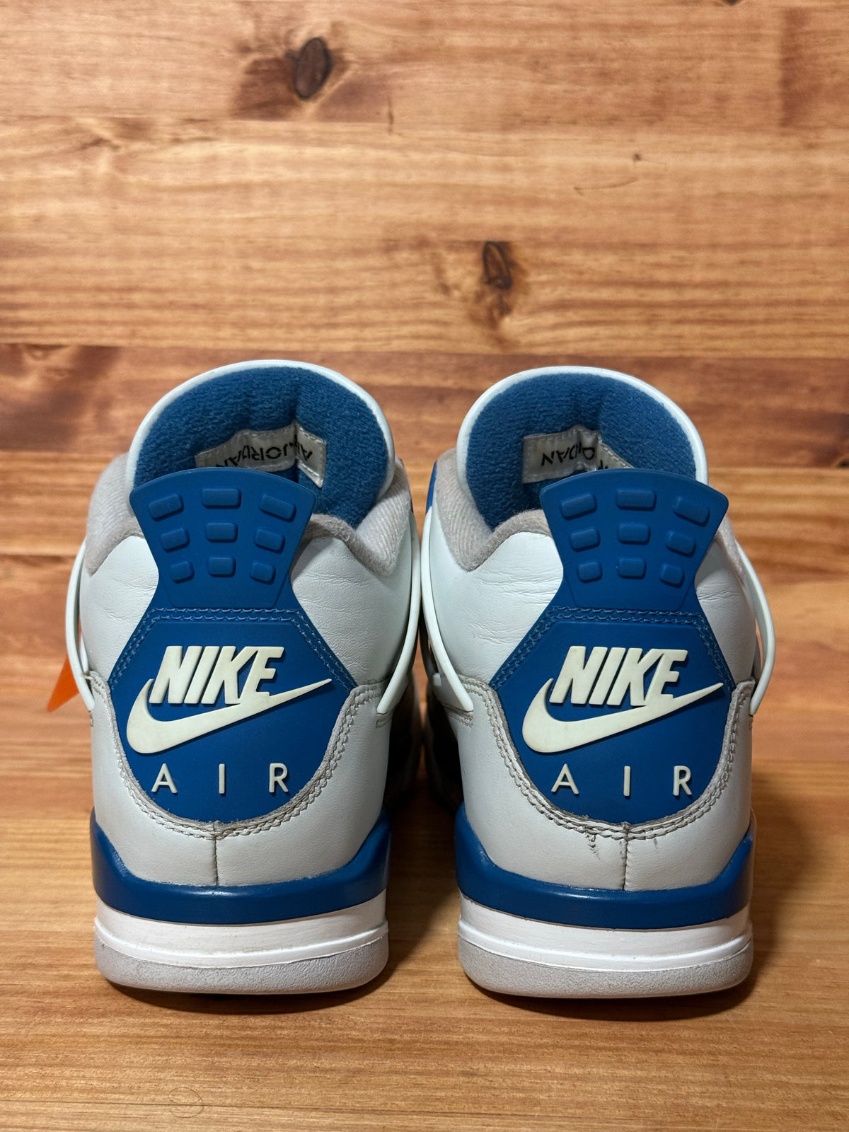 Jordan 4 Retro Military Blue (2024)