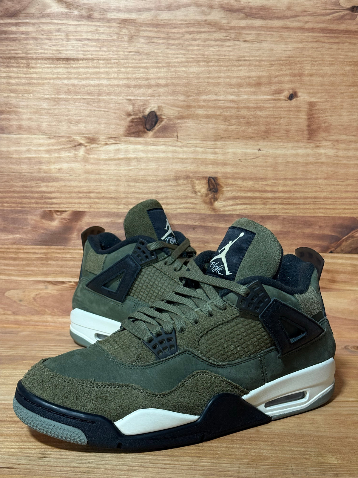 Jordan 4 Retro SE Craft Medium Olive