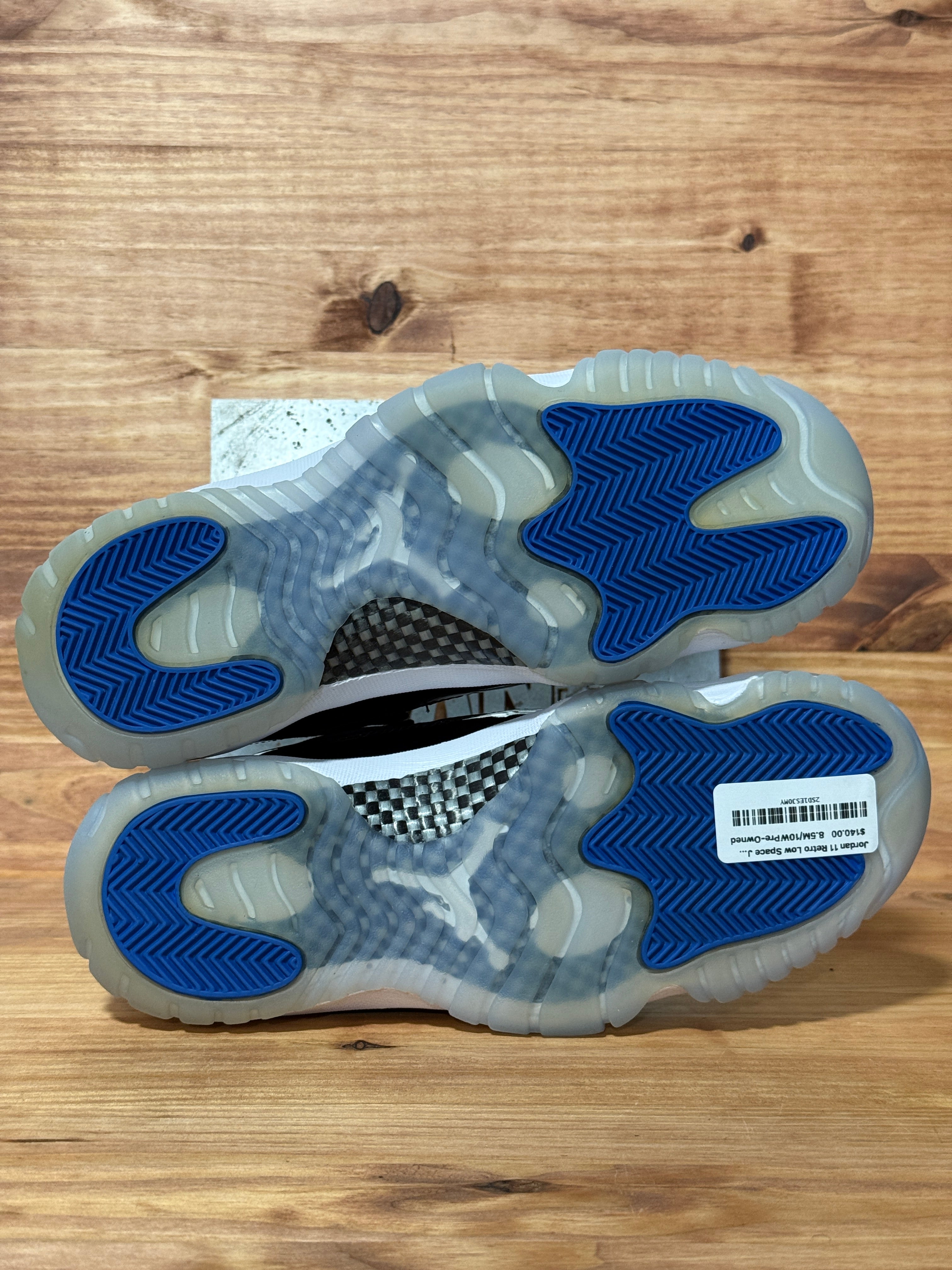 Jordan 11 Retro Low Space Jam