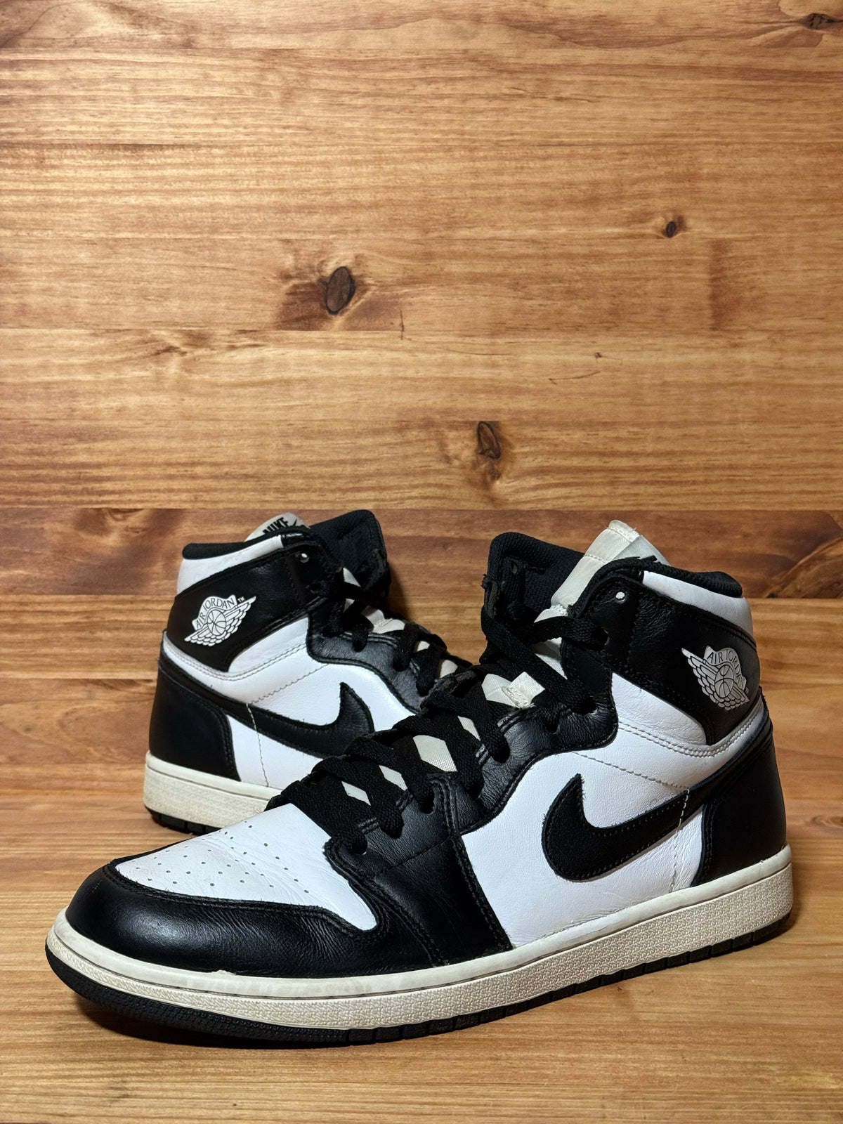 Jordan 1 Retro Black White (2014)