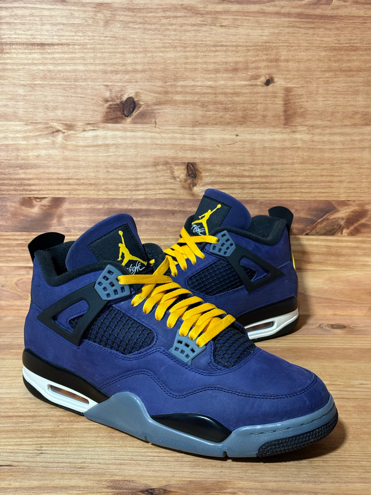 Jordan 4 Retro Lakers - Size 12
