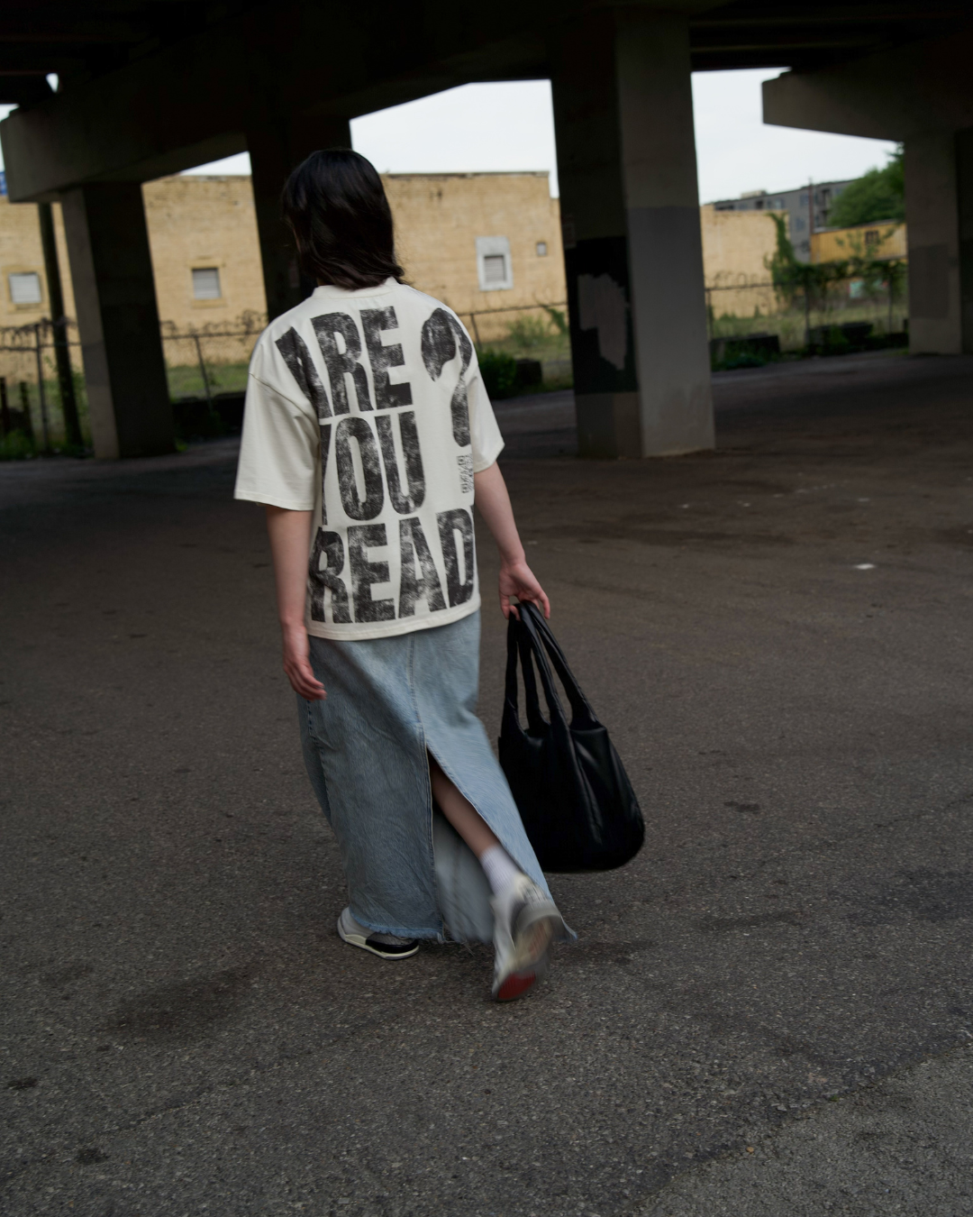 "JESUS IS COMING" BOXY TEE (OFF WHITE)