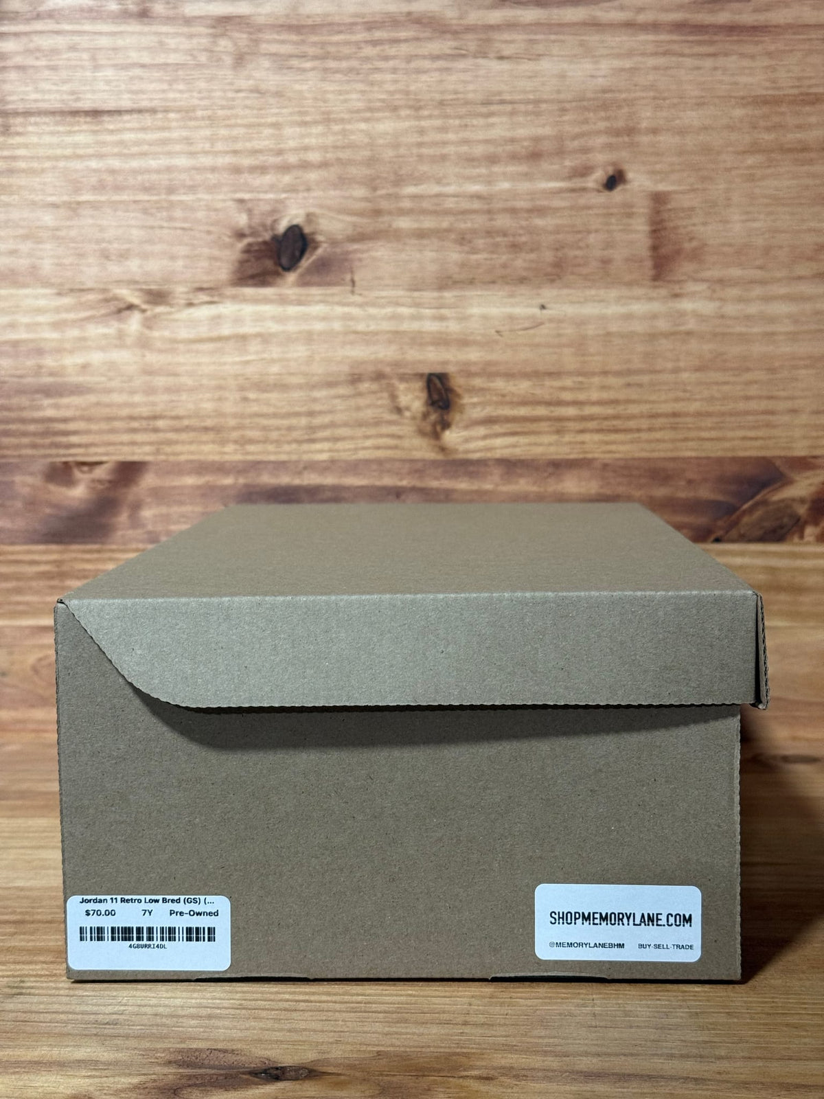 Jordan 11 Retro Low Bred (GS) (2025) - Size 7Y