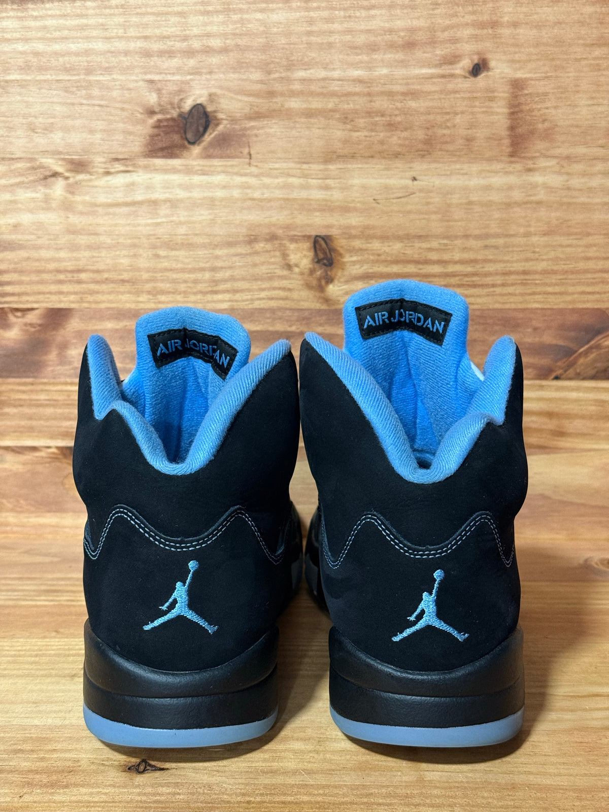 Jordan 5 Retro Black University Blue (2026) - Size 11