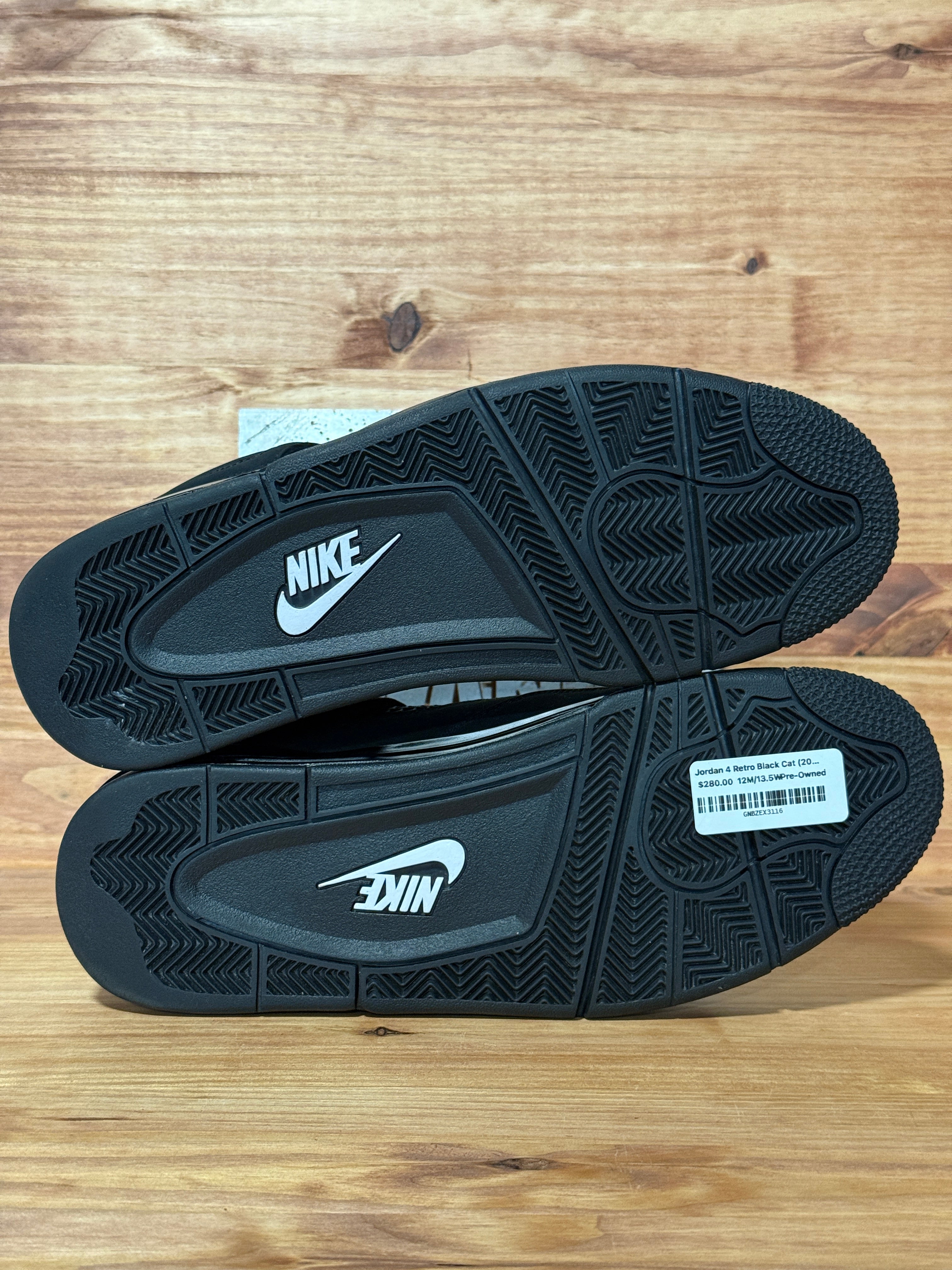 Jordan 4 Retro Black Cat (2025)