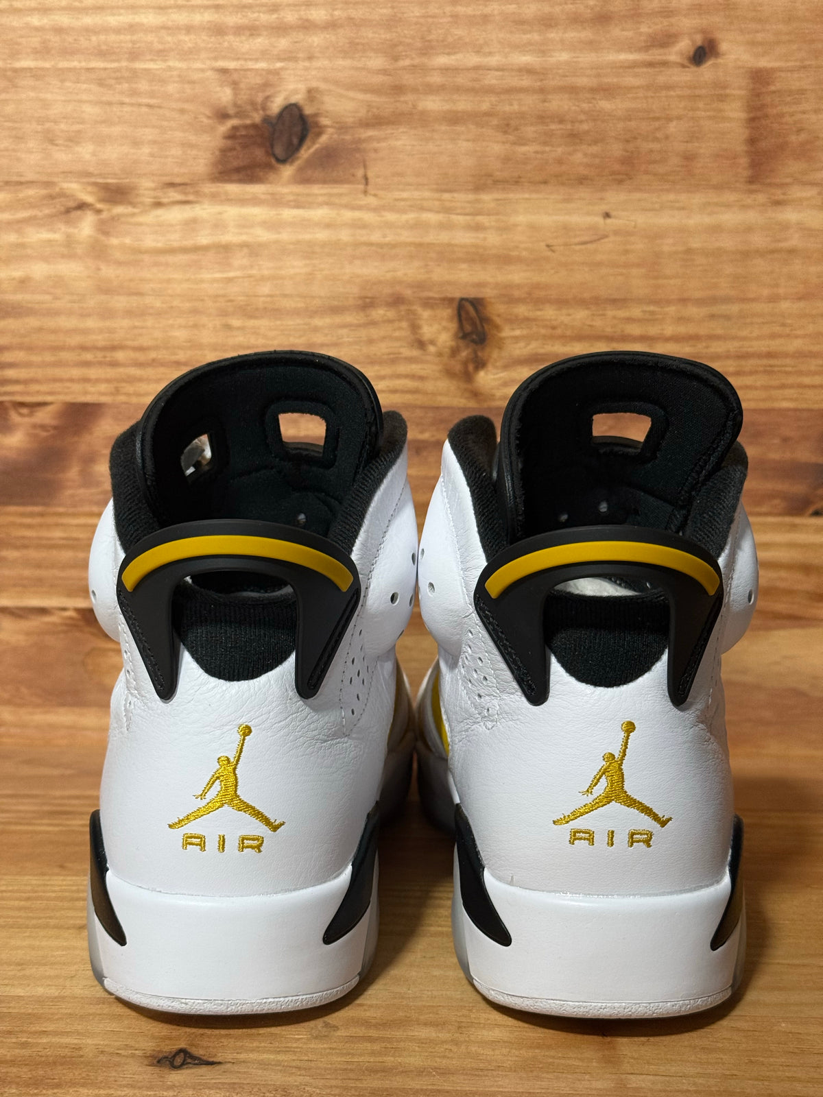 Jordan 6 Retro Yellow Ochre