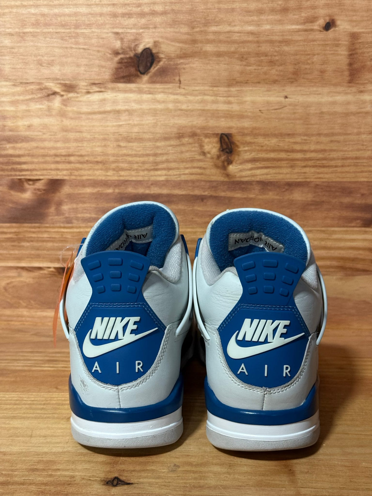 Jordan 4 Retro Military Blue (2024) - Size 8