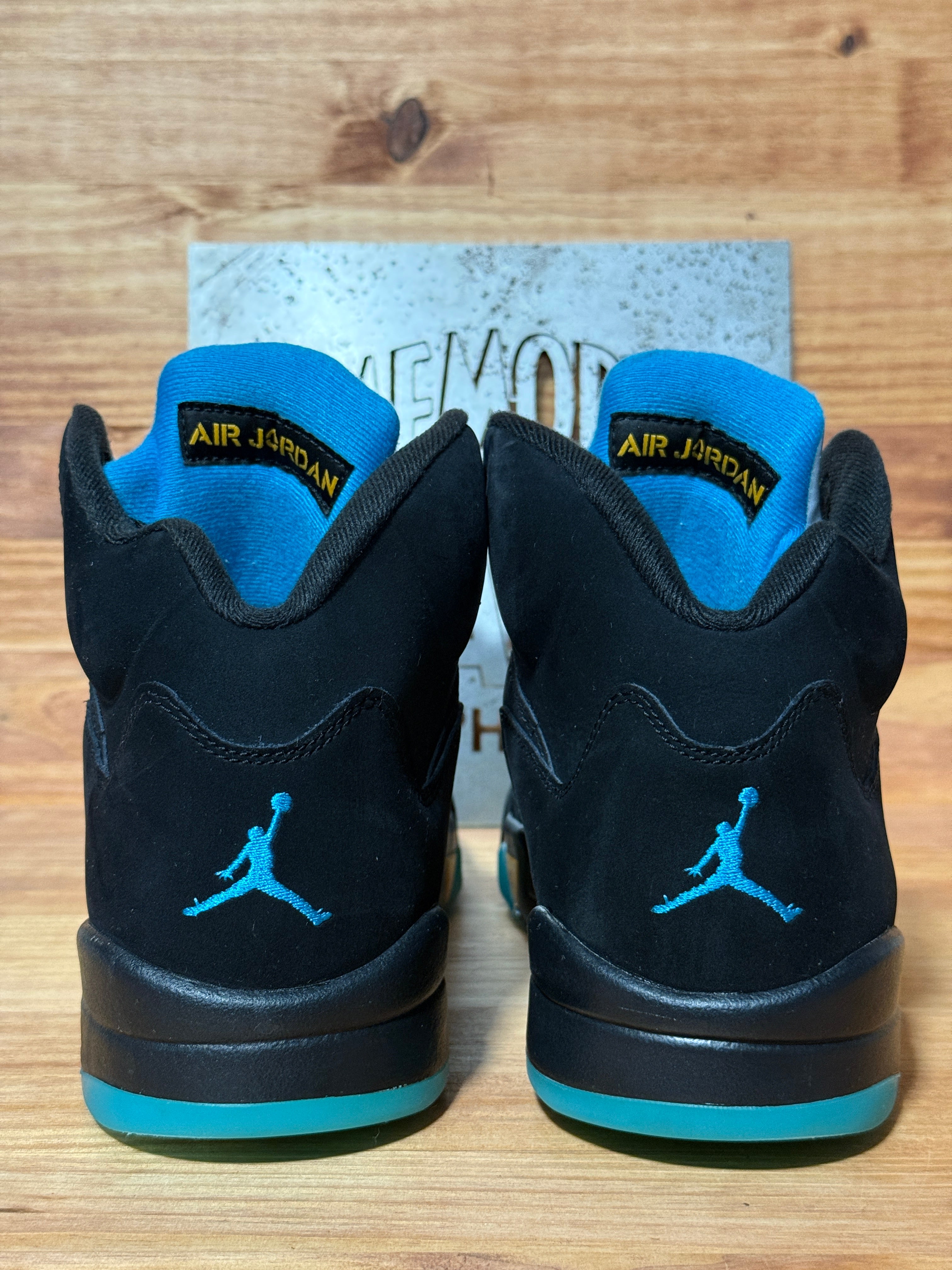 Jordan 5 Retro Aqua