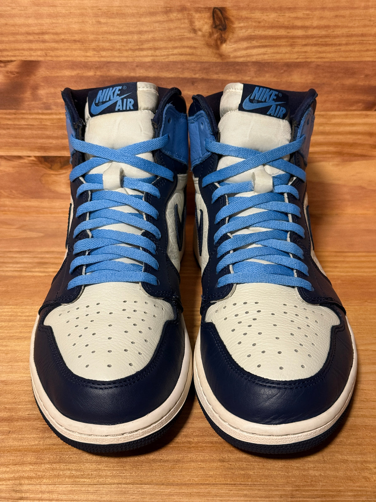 Jordan 1 Retro High Obsidian