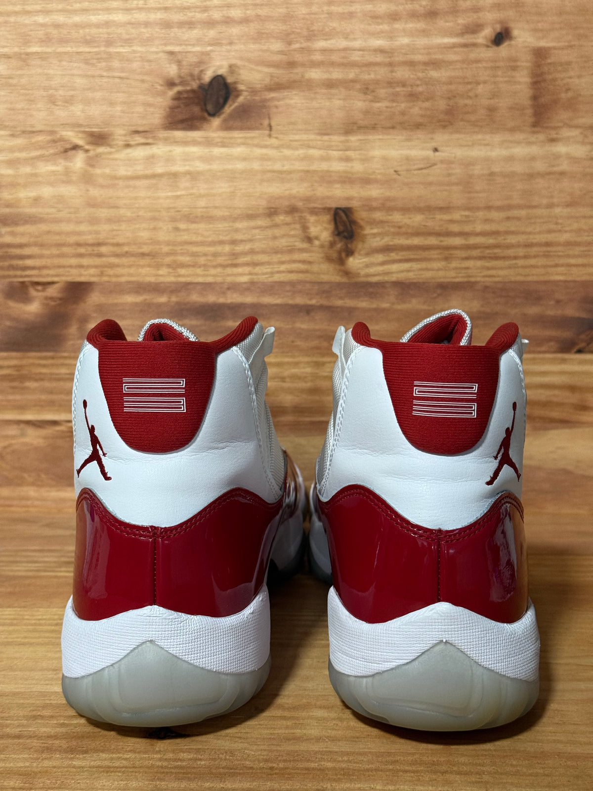 Jordan 11 Retro Cherry (2022)