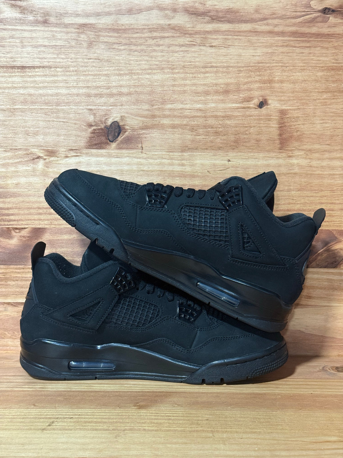 Jordan 4 Retro Black Cat (2025)