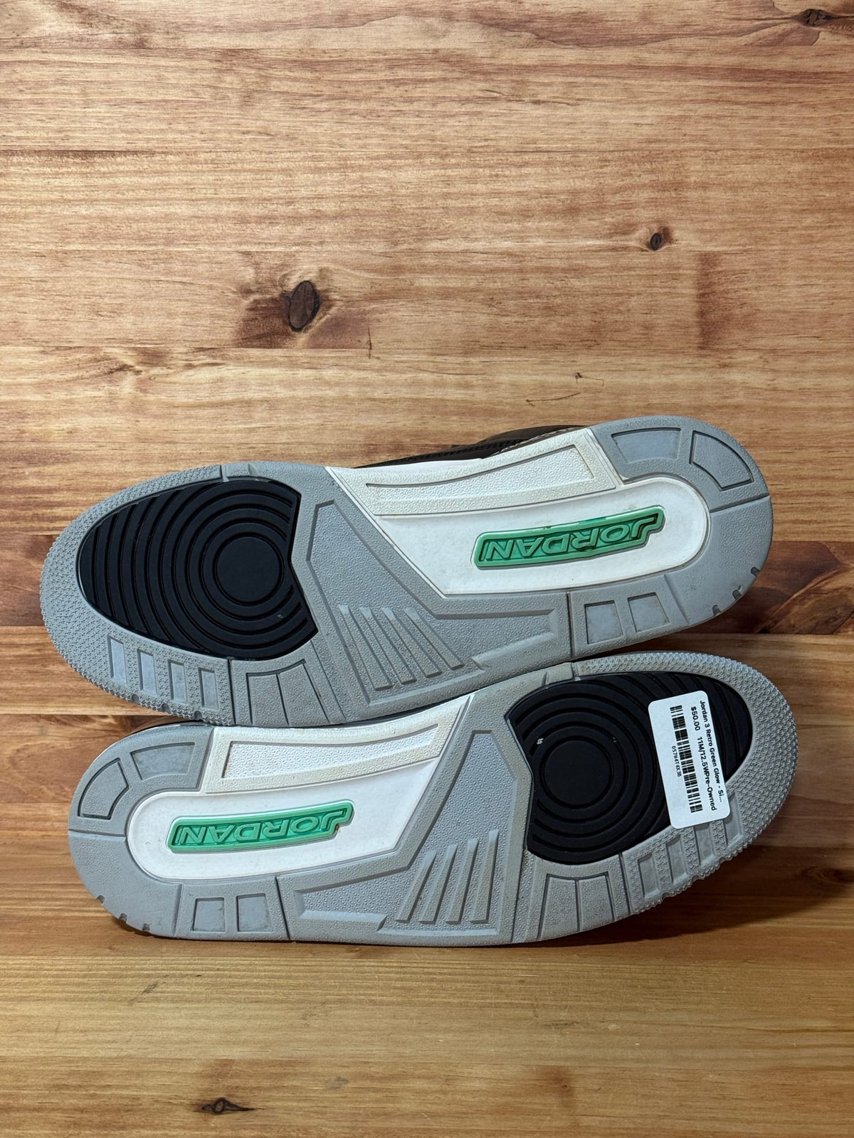 Jordan 3 Retro Green Glow - Size 11