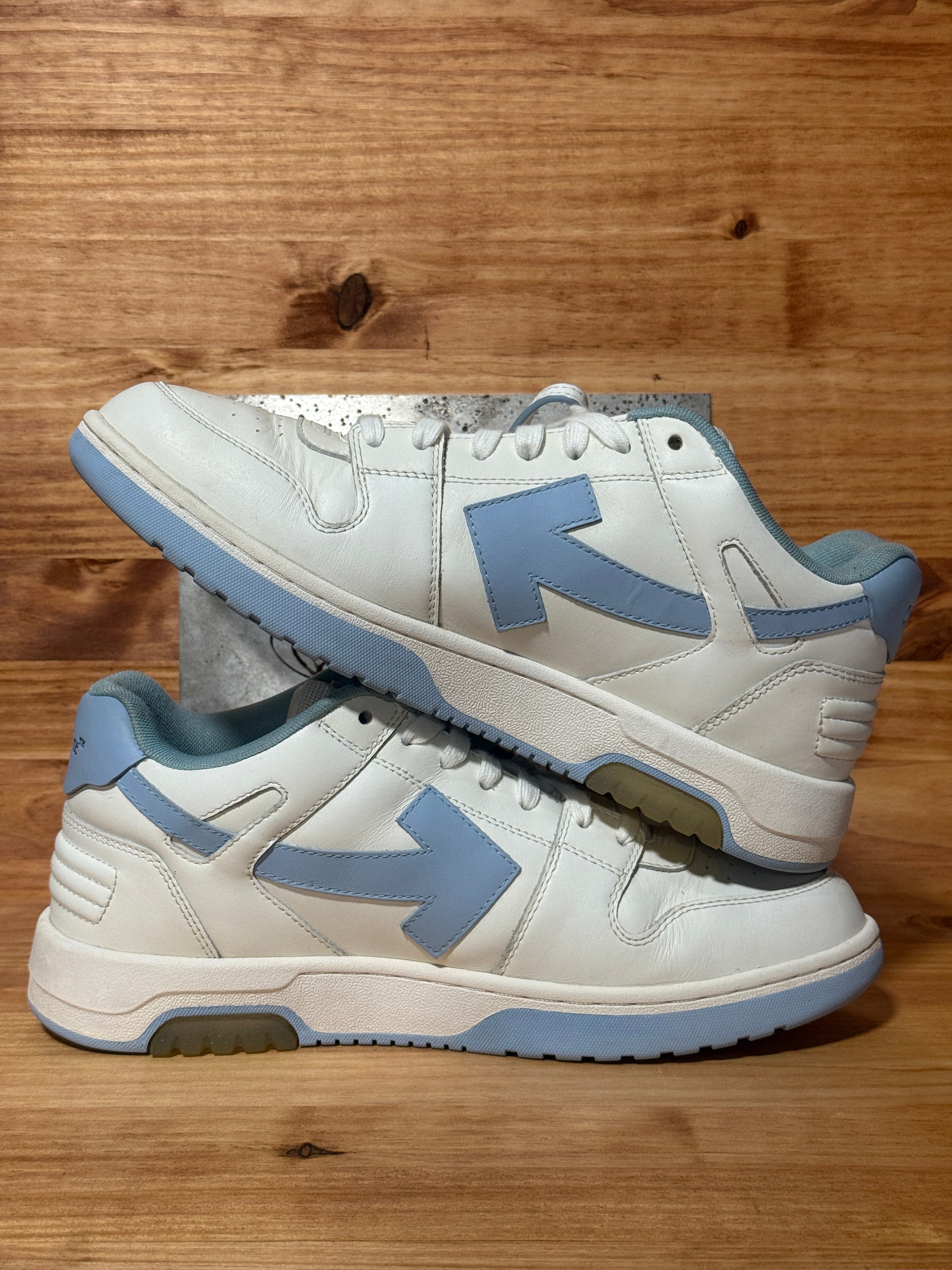 OFF-WHITE Out Of Office OOO Low Tops White Light Blue (2023)