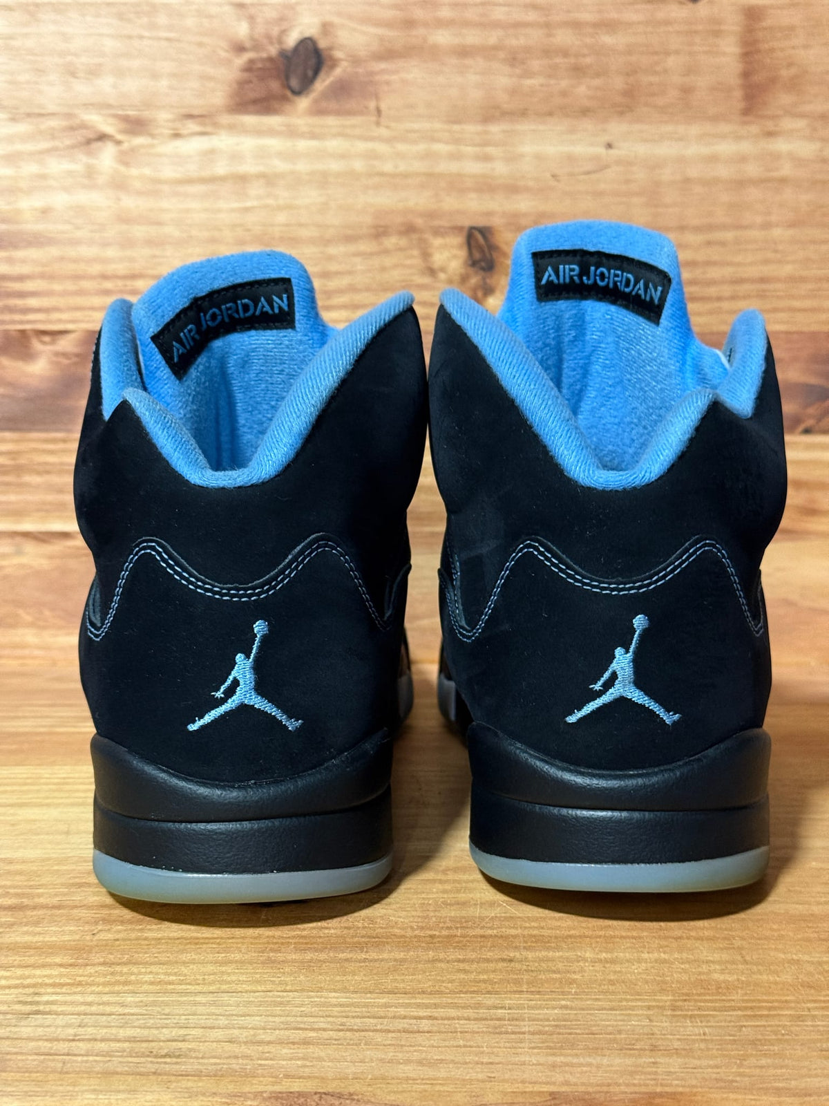 Jordan 5 Retro Black University Blue (2026) - Size 11.5