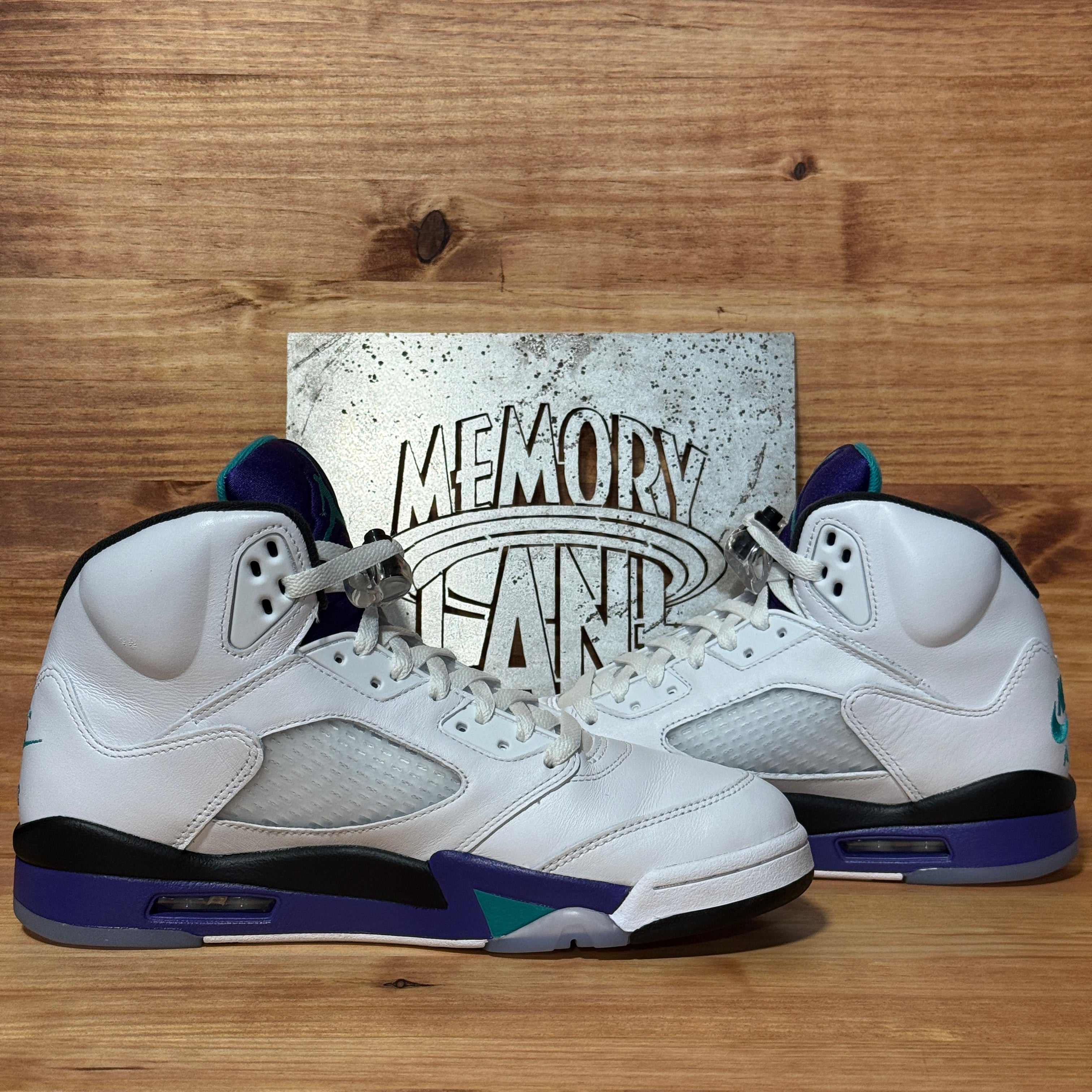 Jordan 5 Retro Grape (2025)