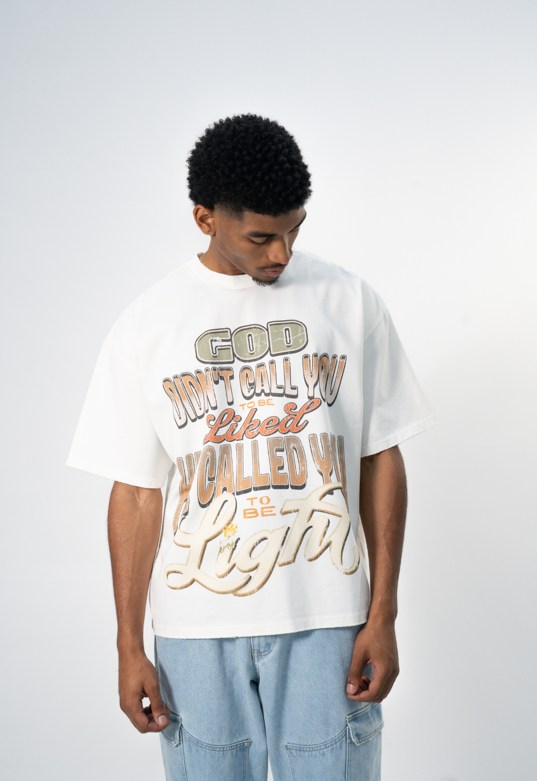 "BE THE LIGHT" BOXY TEE