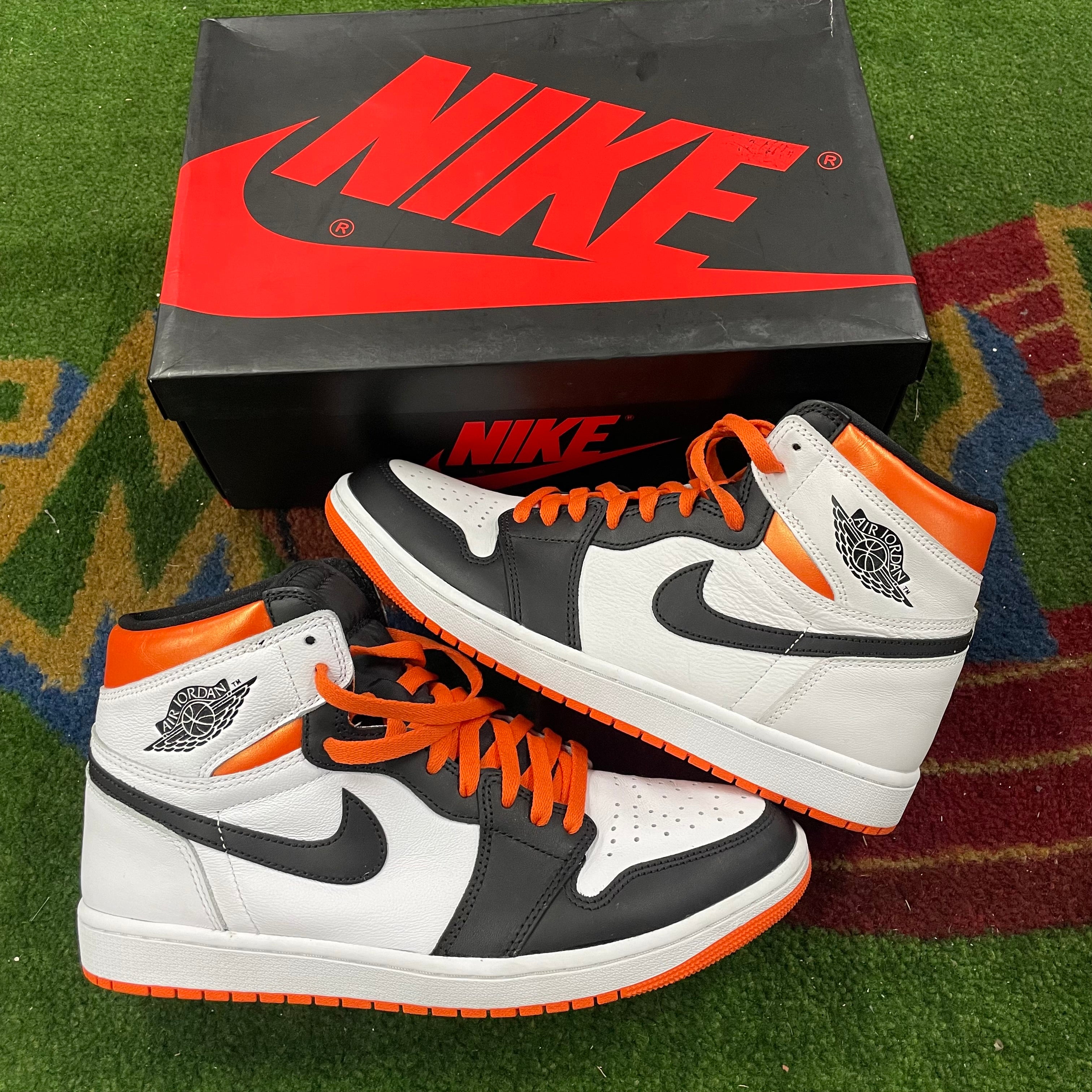 Jordan 1 “Electro Orange” Size 10.5