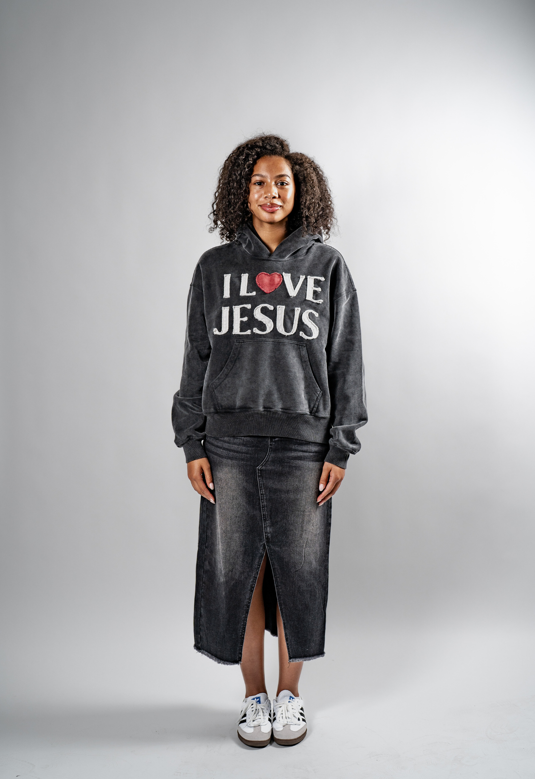 "I LOVE JESUS" HOODIE