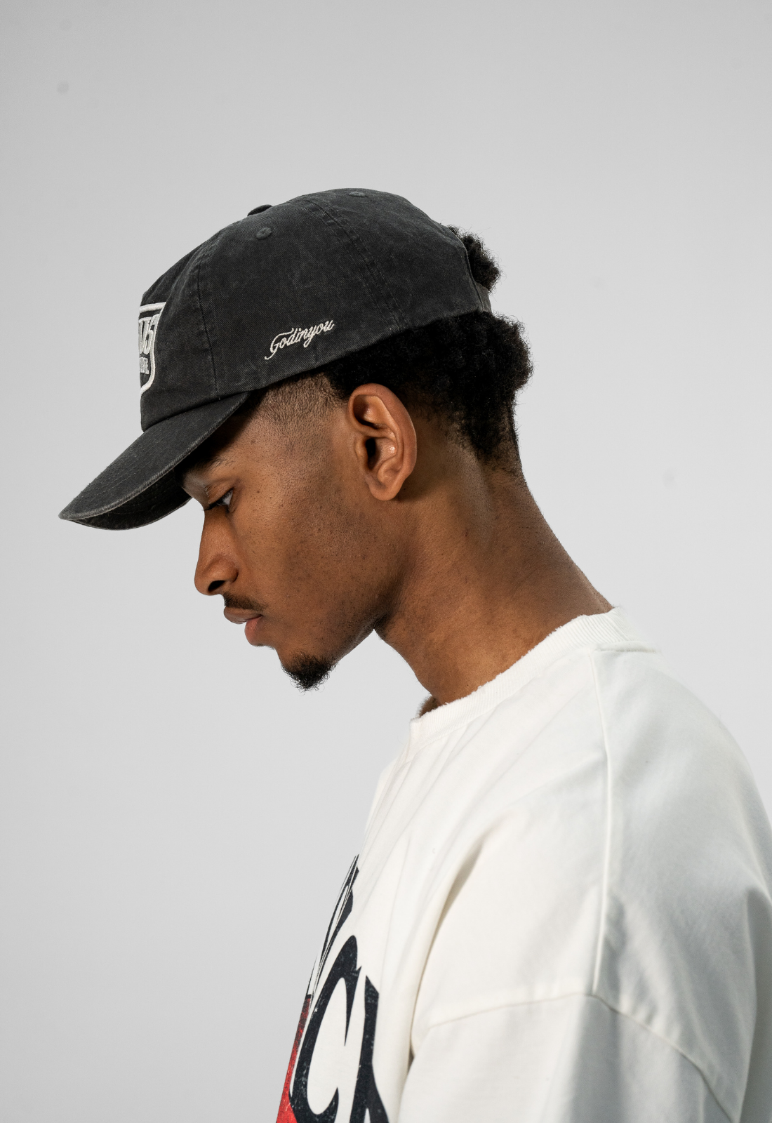 "JESUS REIGNS" DAD HAT