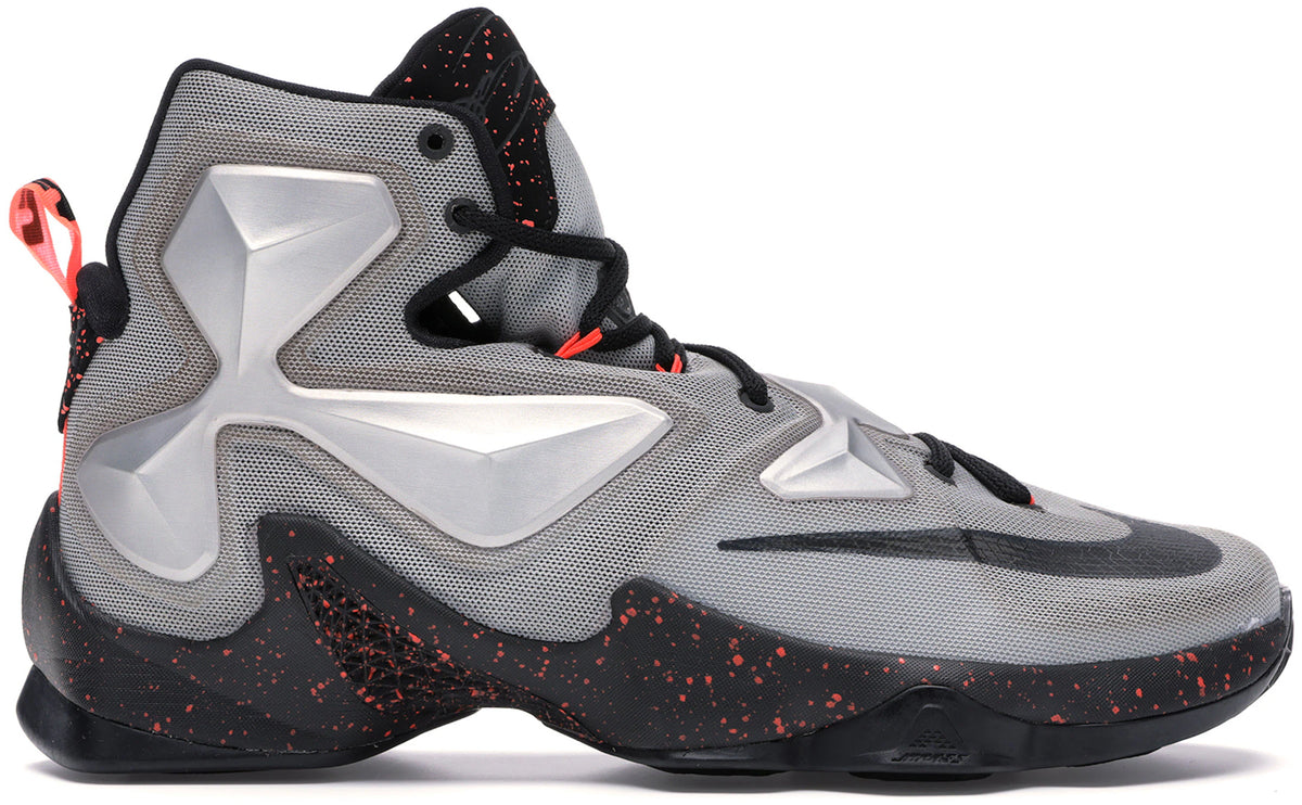 Nike LeBron 13 Lava - Size 12