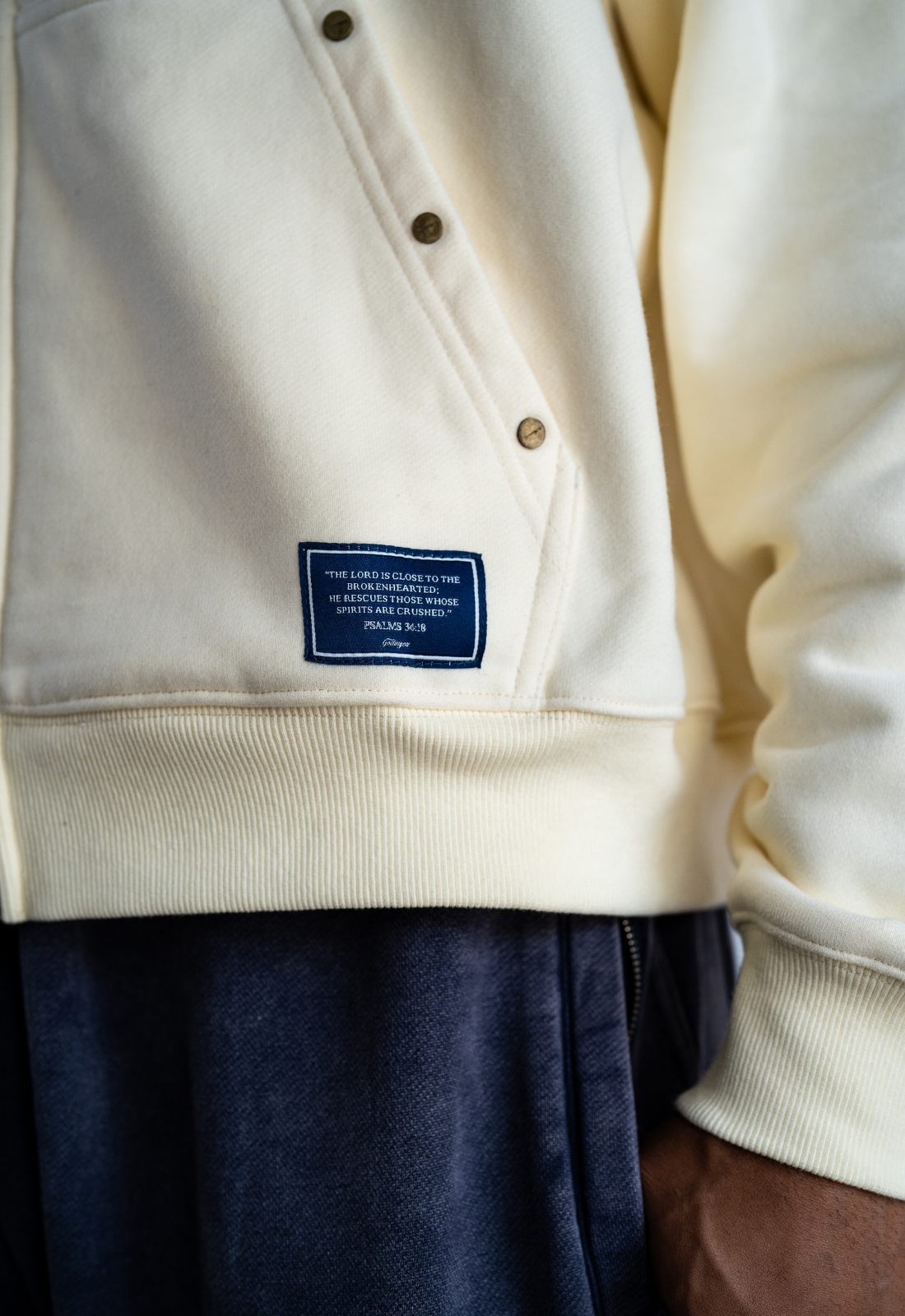 "PRAY" ZIP UP HOODIE