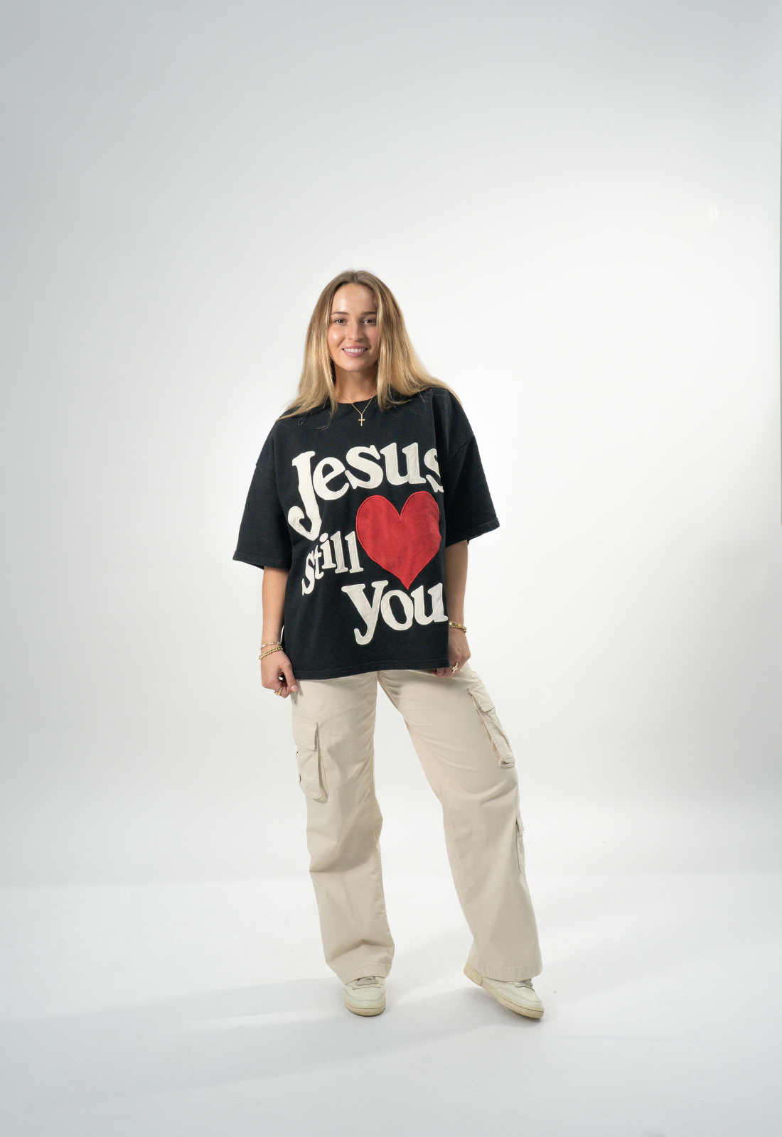 "STILL LOVED" TEE (BLACK)