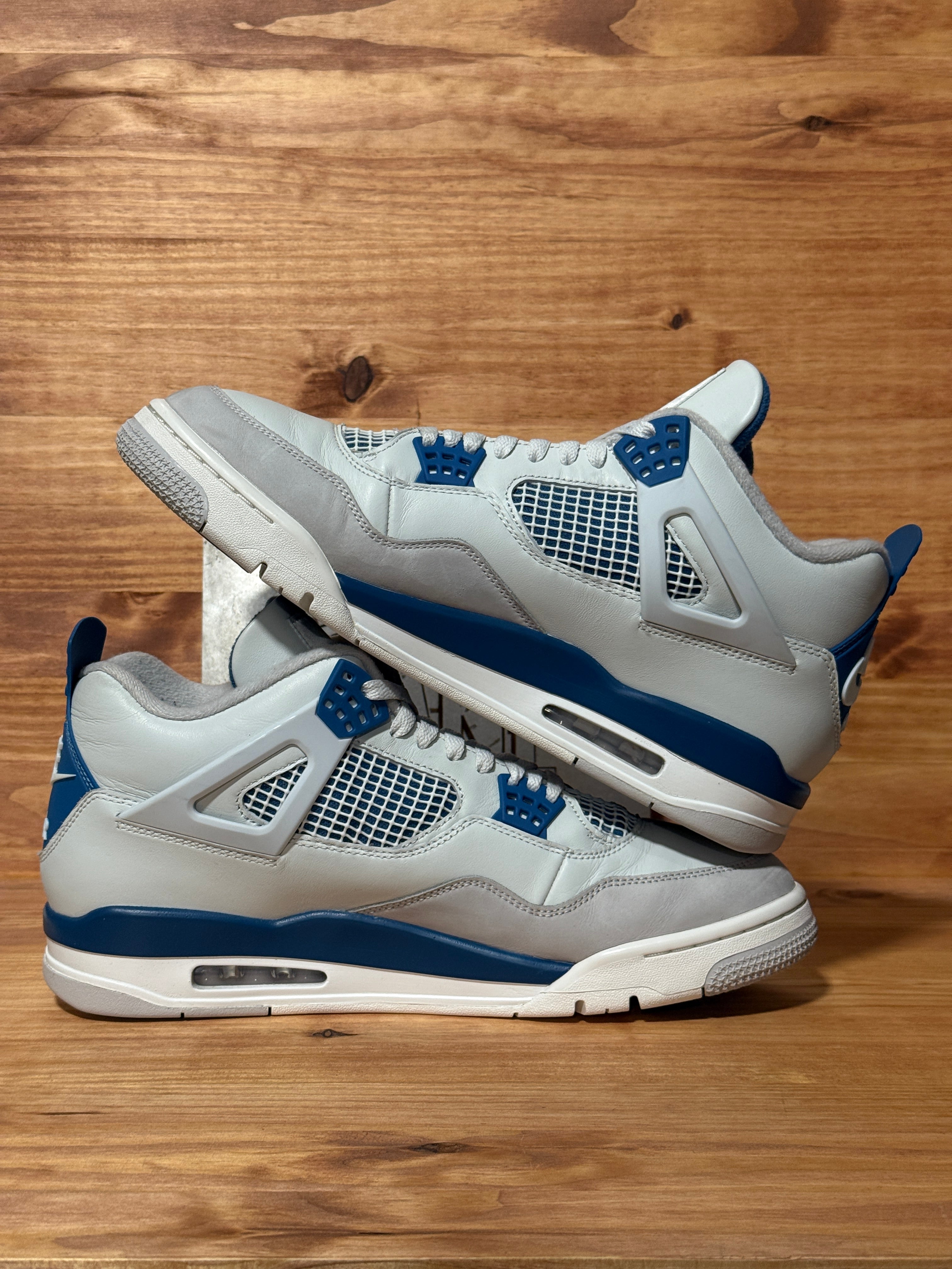 Jordan 4 Retro Military Blue (2024)