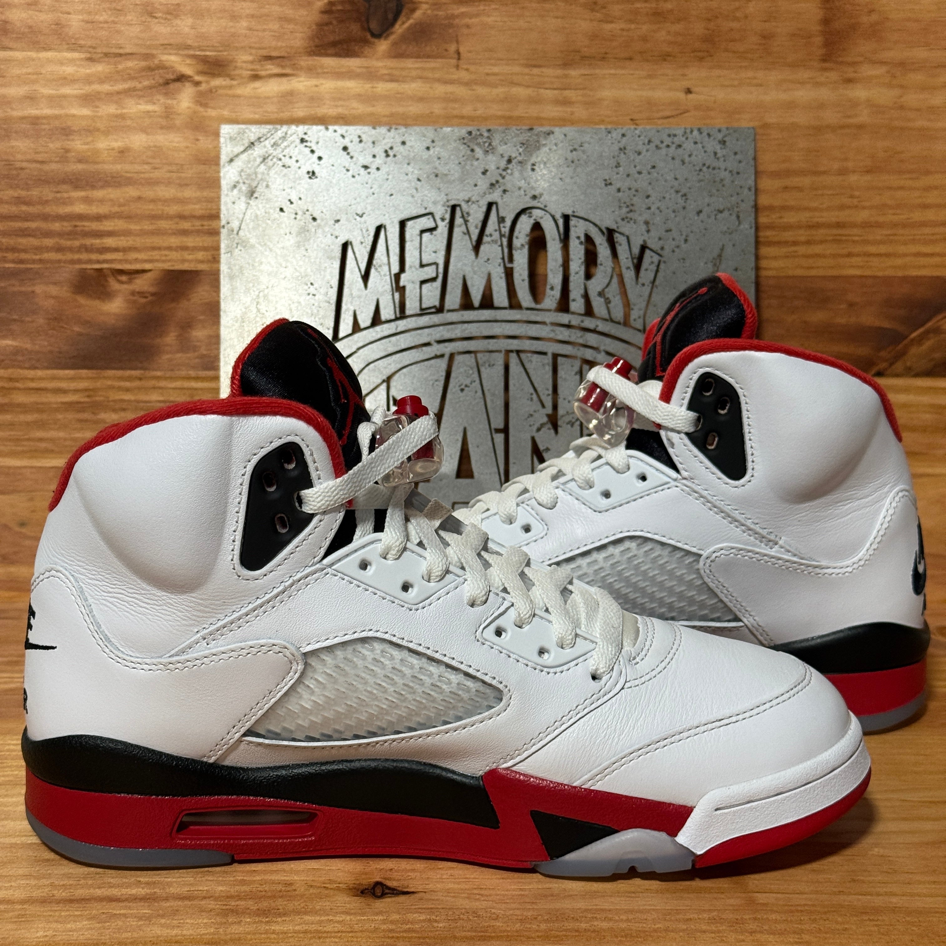 Jordan 5 Retro Fire Red Black Tongue (2025)