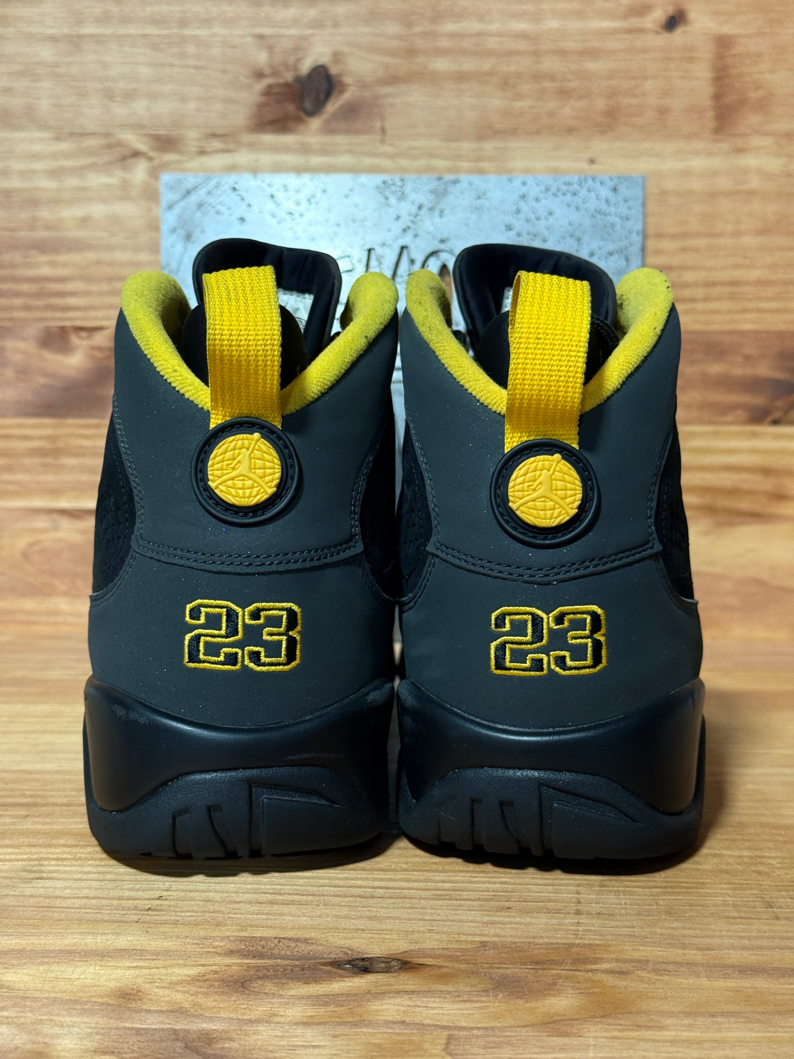 Jordan 9 Retro Dark Charcoal University Gold