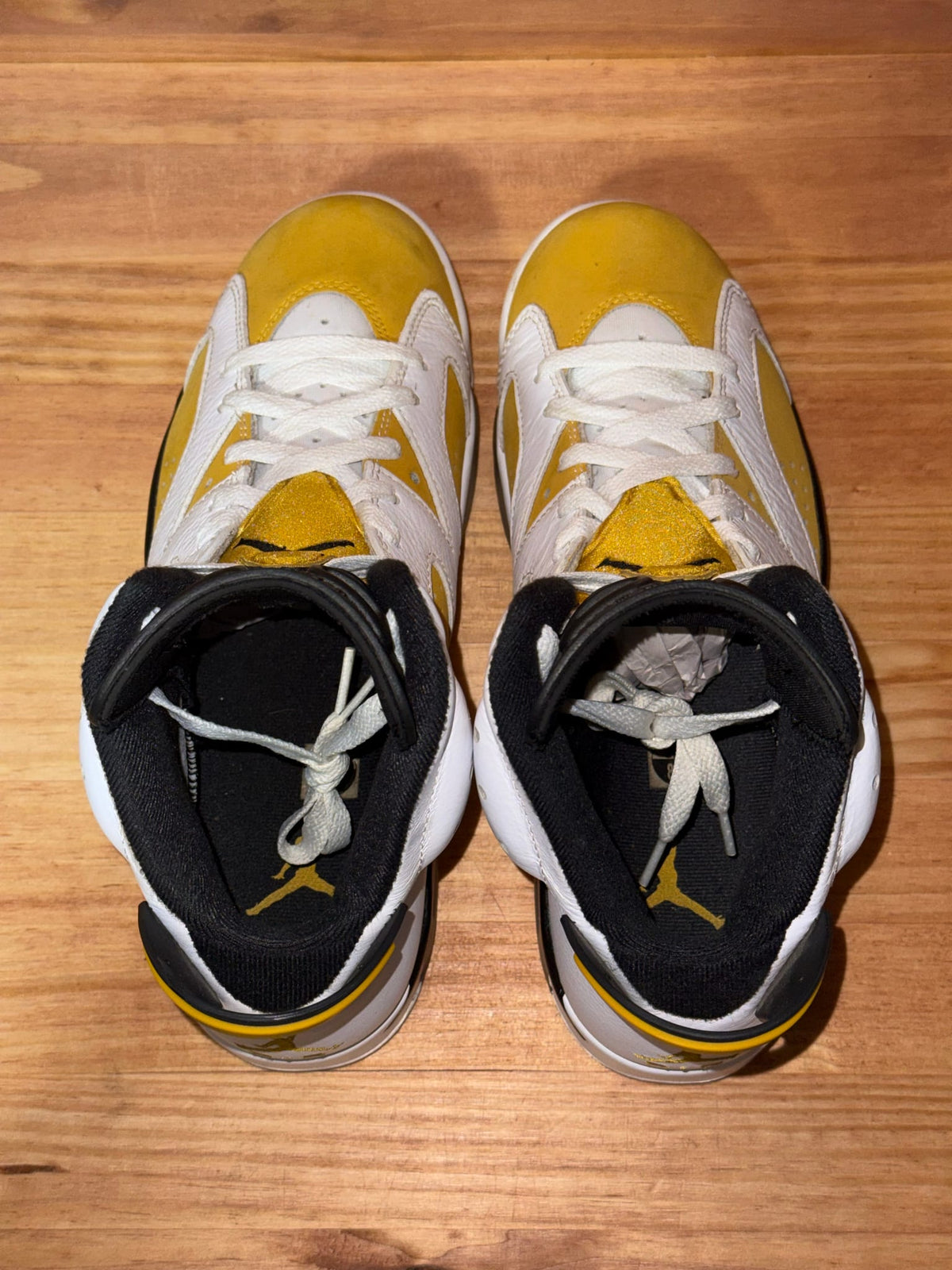 Jordan 6 Retro Yellow Ochre - Size 8.5