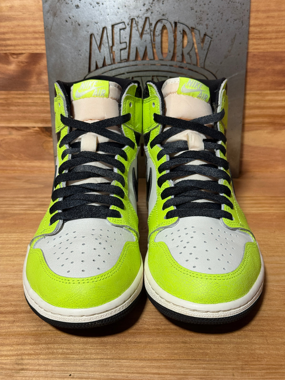 Jordan 1 Retro High OG Visionaire