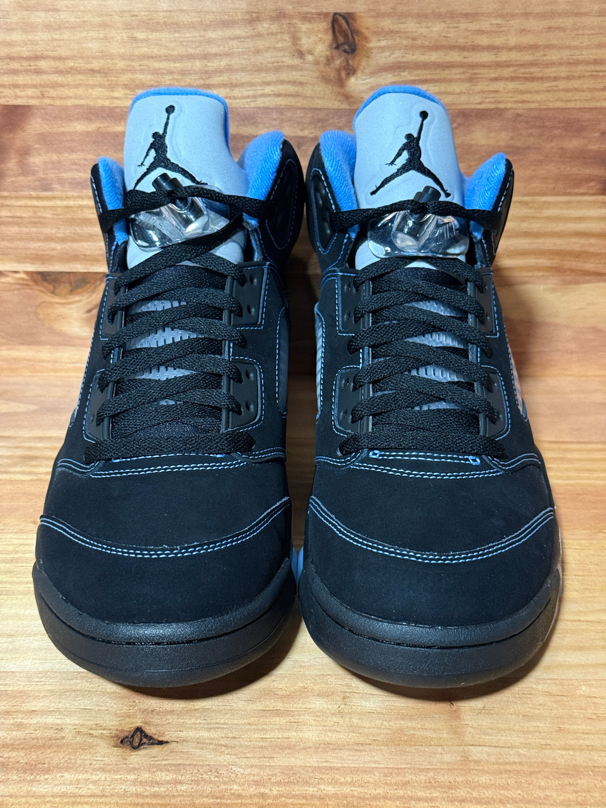Jordan 5 Retro Black University Blue (2026)